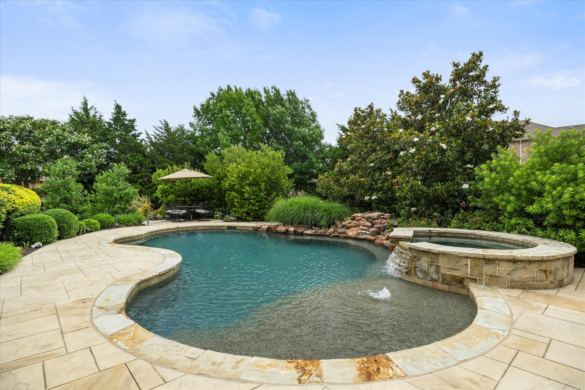 Heath, Texas, 75032, United States, 4 Bedrooms Bedrooms, ,4 BathroomsBathrooms,Residential,For Sale,1991867