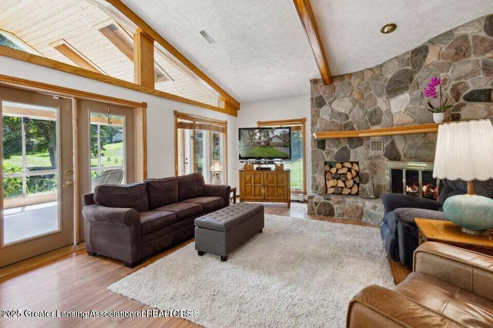 DeWitt, Michigan, 48820, United States, 4 Bedrooms Bedrooms, ,4 BathroomsBathrooms,Residential,For Sale,1911452