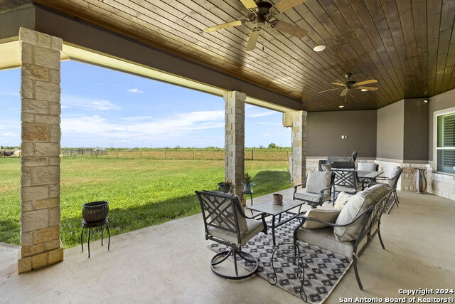 1530 COUNTY ROAD 132, Floresville, Texas, 78114, United States, 3 Bedrooms Bedrooms, ,4 BathroomsBathrooms,Residential,For Sale,1530 COUNTY ROAD 132,1628235