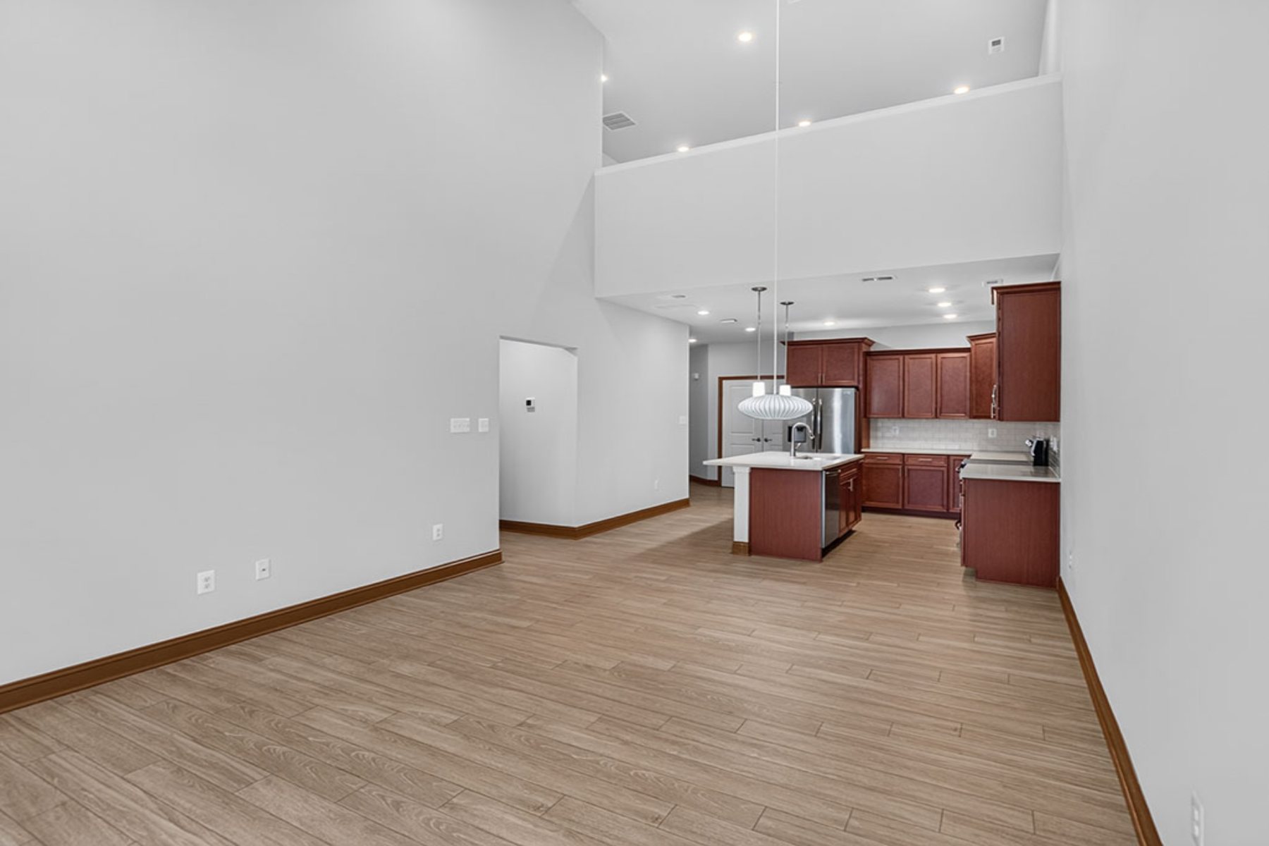  23134 Waggoner Ave - 物件實景