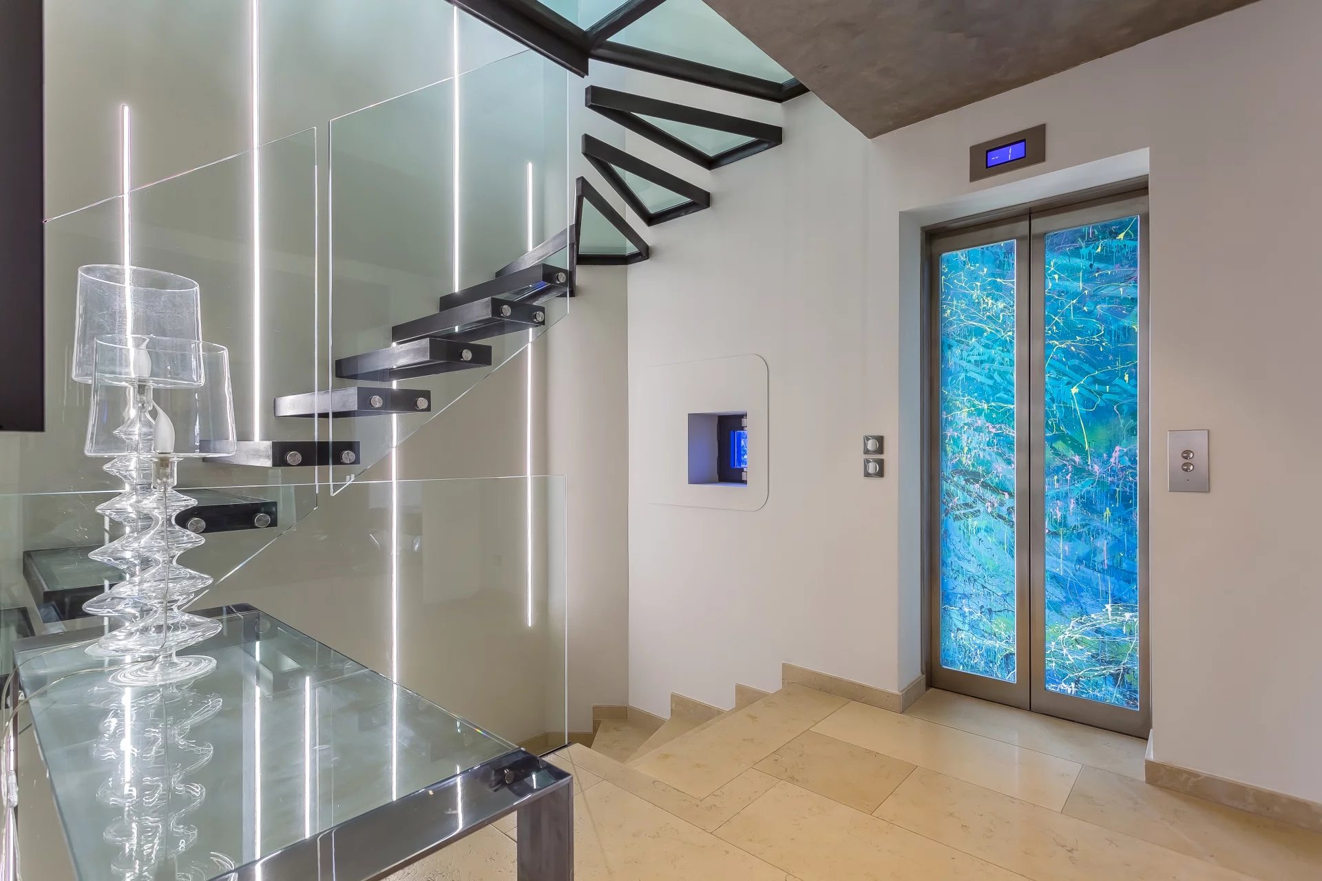 Lyon 3ème, Auvergne-Rhône-Alpes, 69003, FR, 4 Bedrooms Bedrooms, ,6 BathroomsBathrooms,Residential,For Sale,1994487