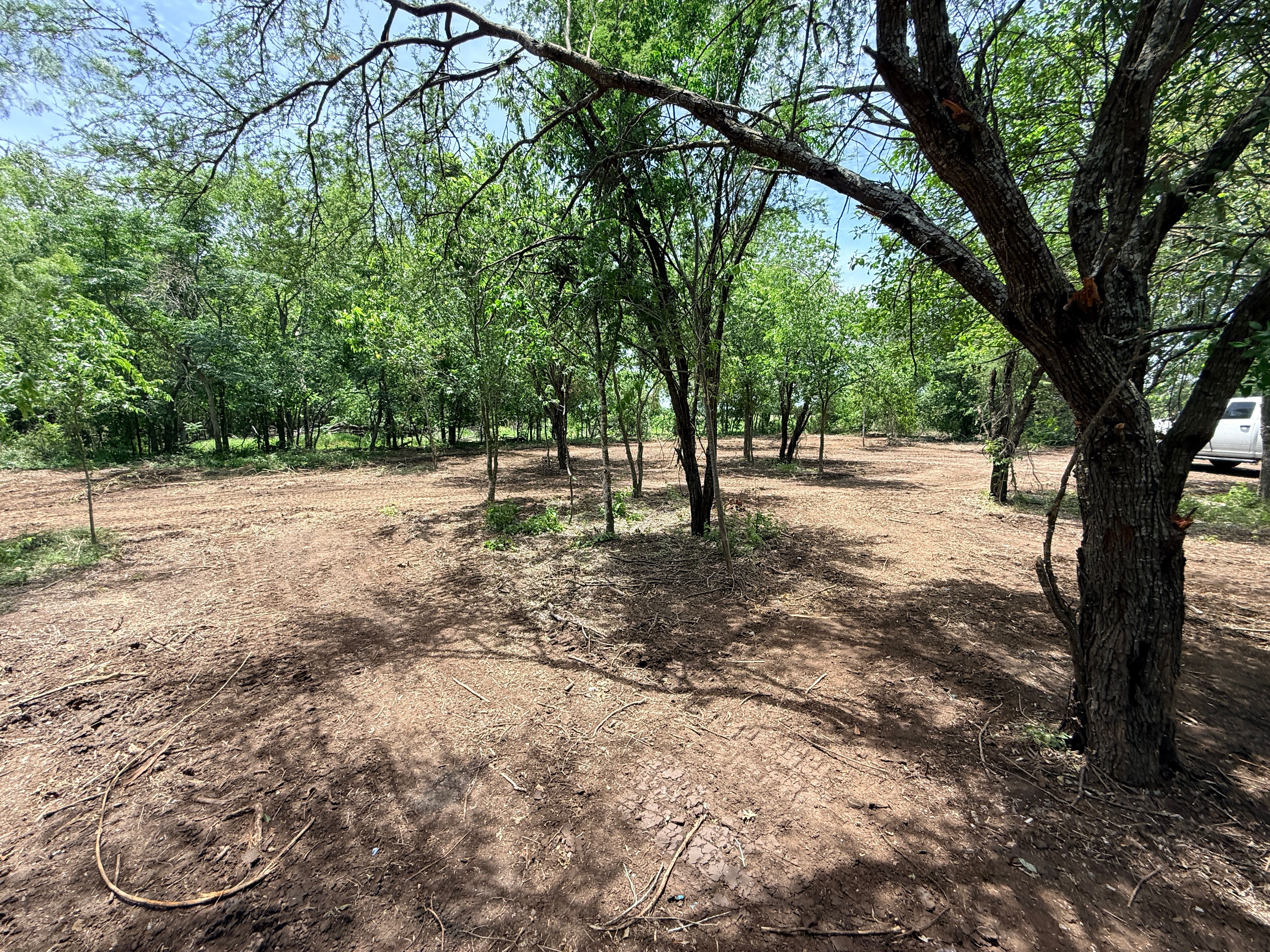  Secluded 1-acre Lot - 物件實景
