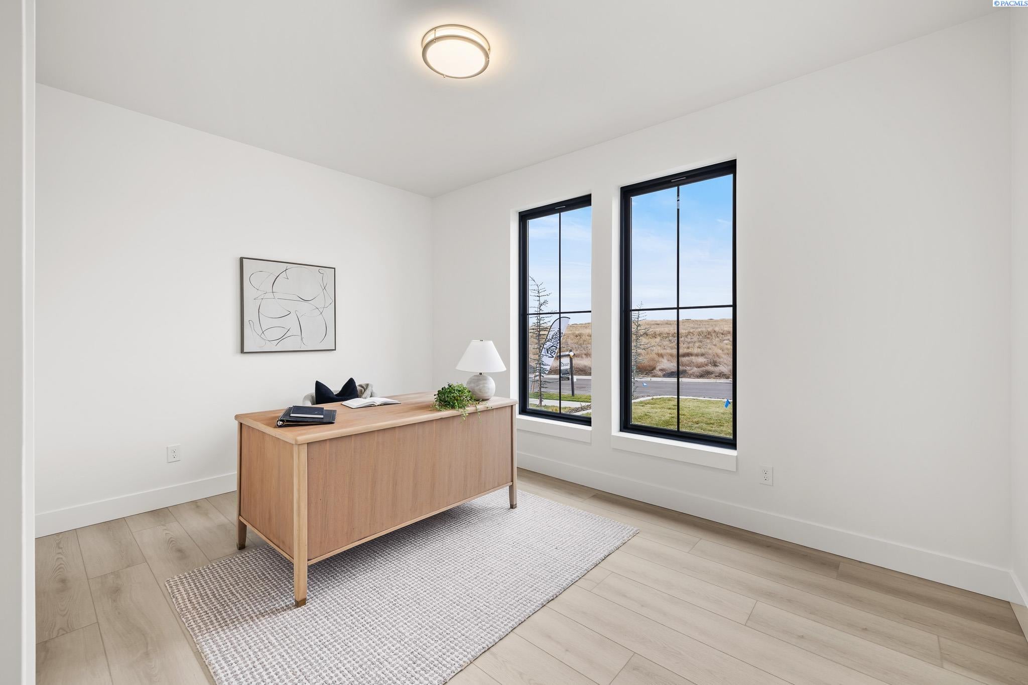 Richland, Washington, 99352, United States, 4 Bedrooms Bedrooms, ,2 BathroomsBathrooms,Residential,For Sale,2000118