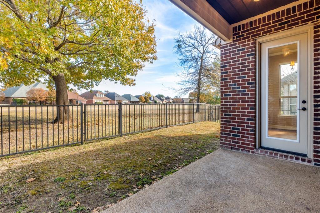 Desoto, Texas, 75115, United States, 4 Bedrooms Bedrooms, ,3 BathroomsBathrooms,Residential,For Sale,2015045