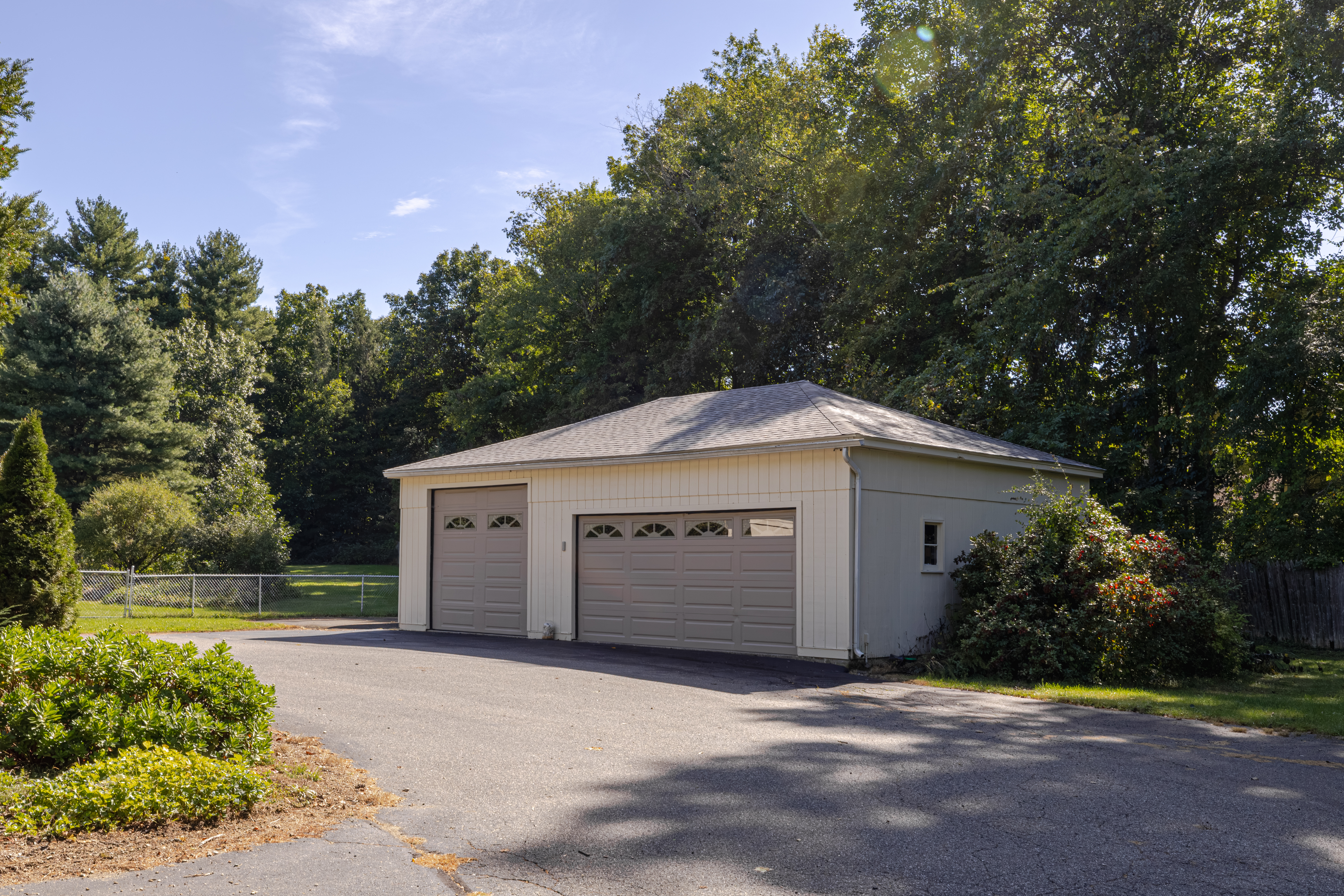  Private Great Barrington Compound: Heated Pool, Tennis/Pickleball Court & Mid-Ce - 物件實景