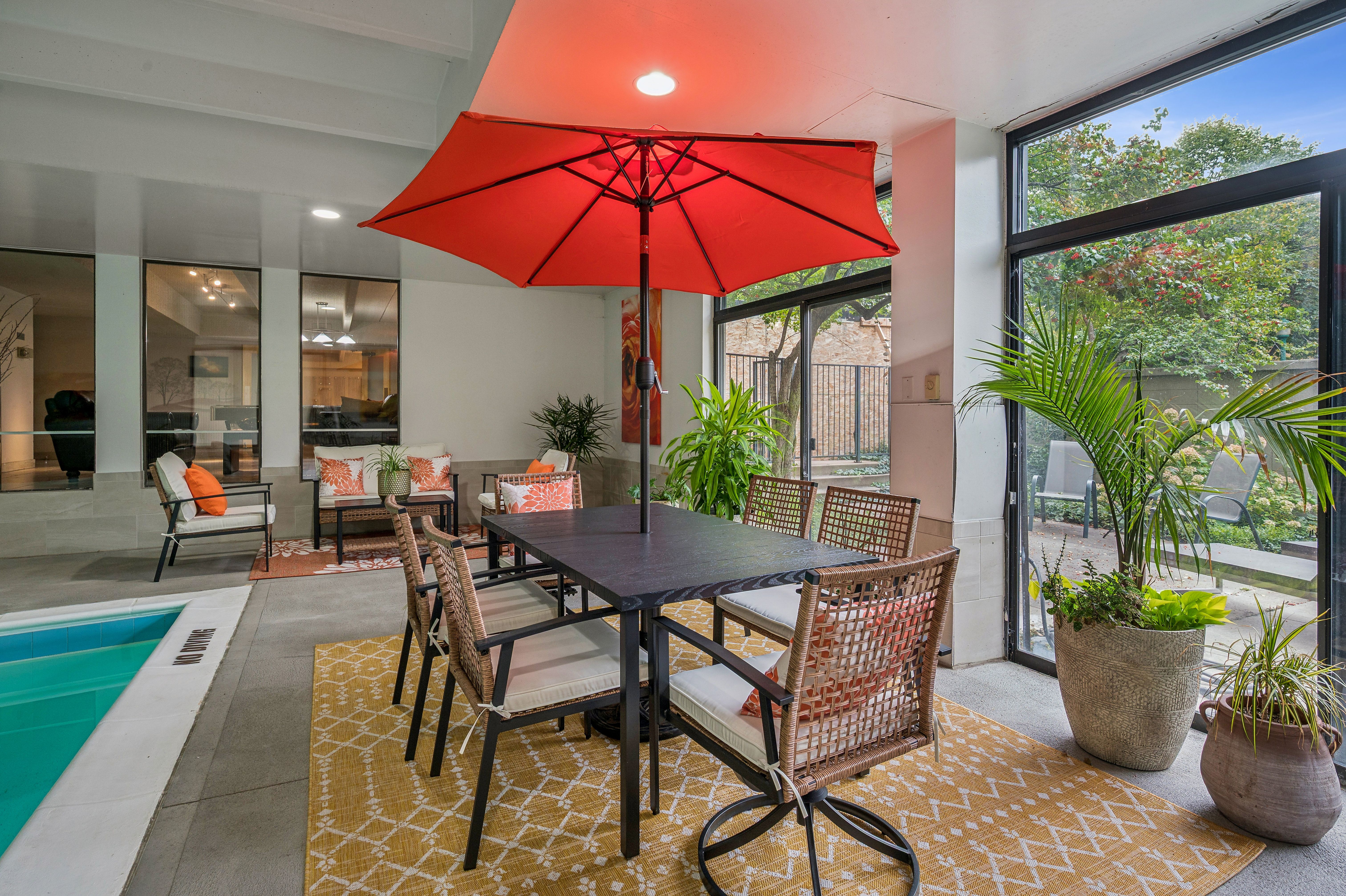  Stunning Mountain Views, Prime Loation & Unmatched Amenities - 物件實景