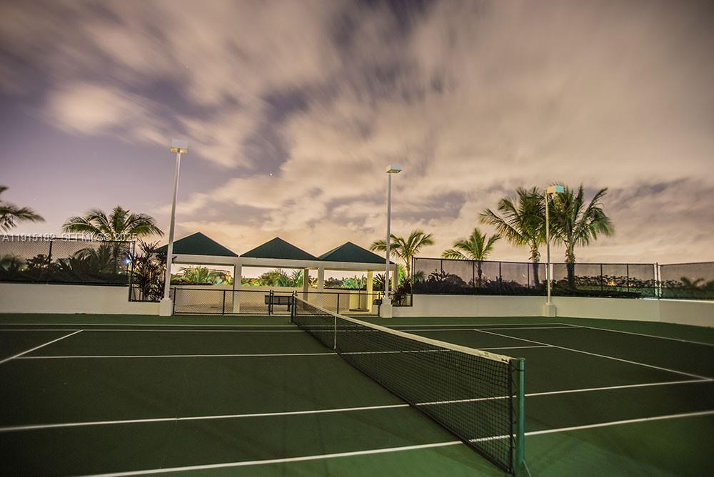 Miami Beach, Florida, 33140, United States, 5 Bedrooms Bedrooms, ,5 BathroomsBathrooms,Residential,For Sale,1997515