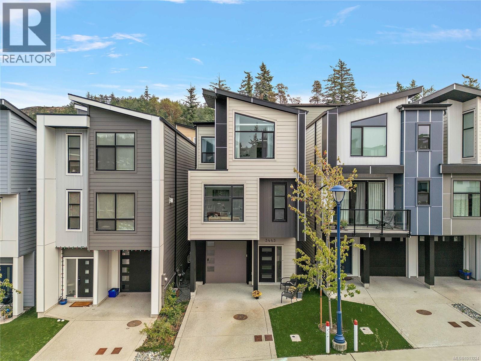 LANGFORD, British Columbia, V9C 0C4, CA, 4 Bedrooms Bedrooms, ,4 BathroomsBathrooms,Residential,For Sale,1946850