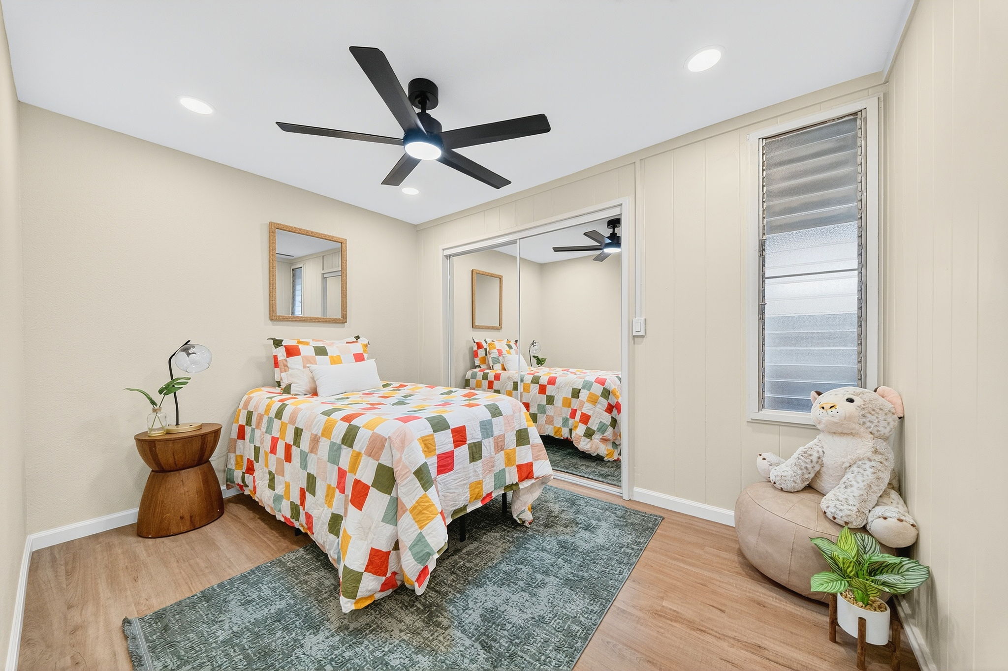 Honolulu, Hawaii, 96818, United States, 4 Bedrooms Bedrooms, ,4 BathroomsBathrooms,Residential,For Sale,2007893