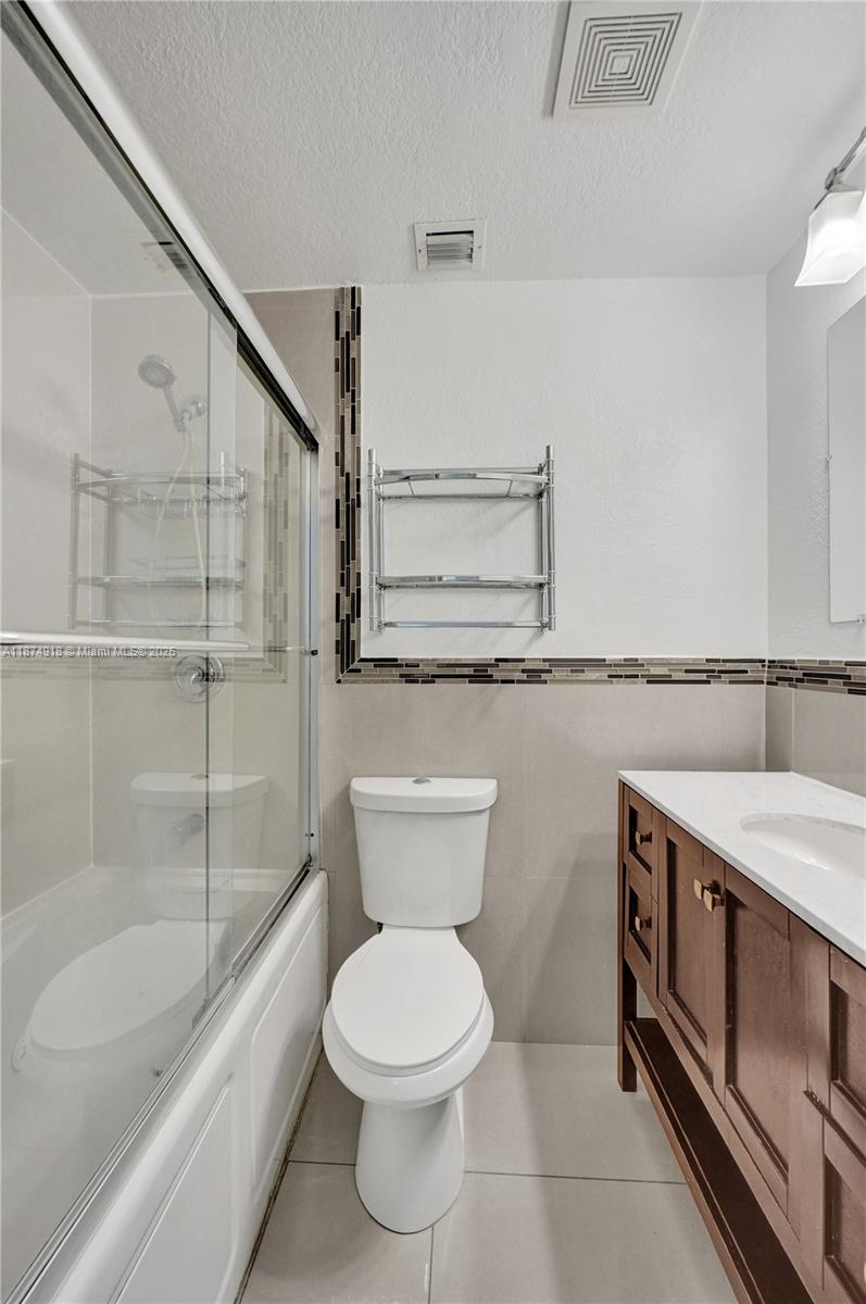 Miami, Florida, 33138, United States, 3 Bedrooms Bedrooms, ,2 BathroomsBathrooms,Residential,For Sale,1947884