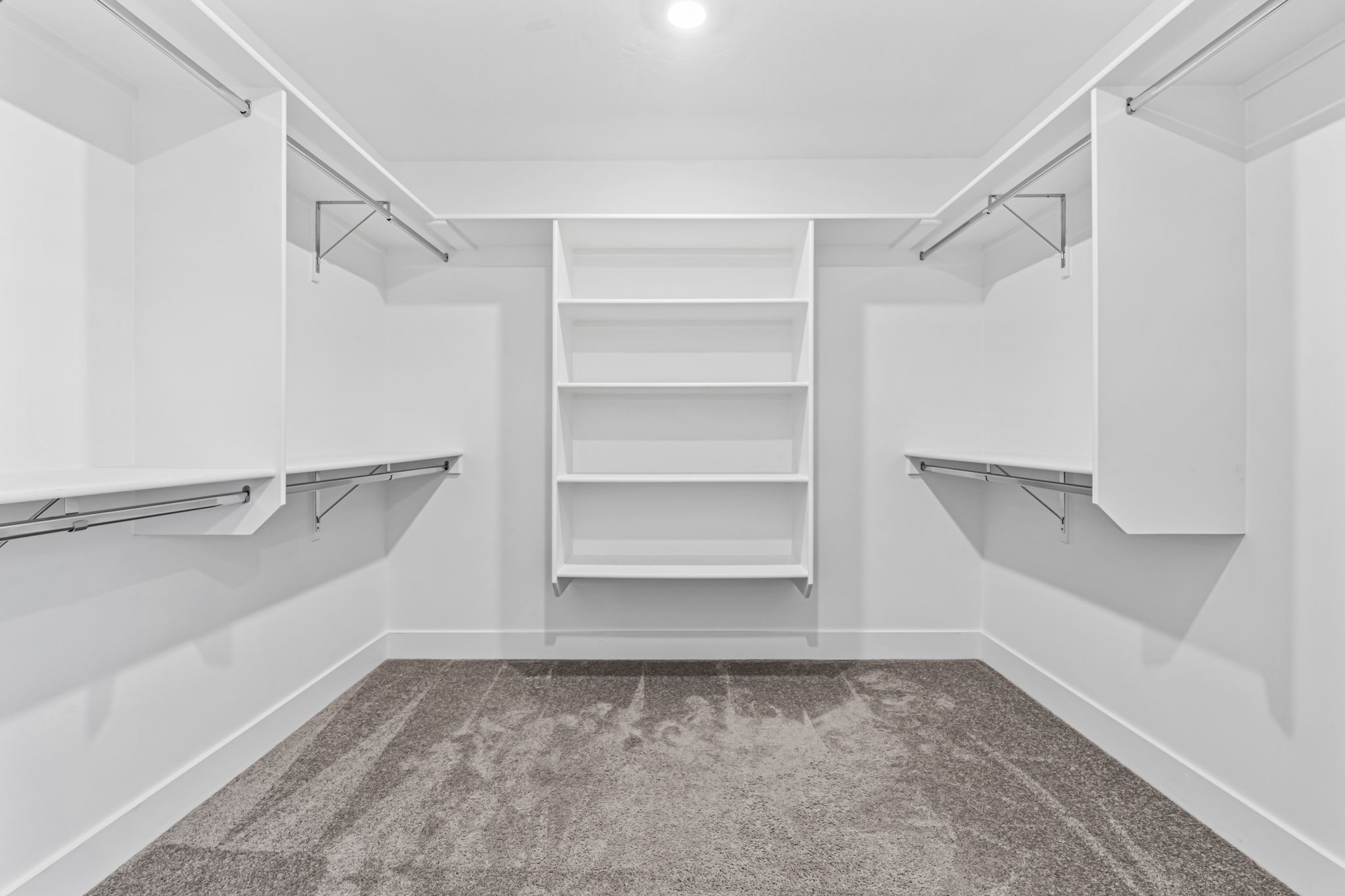 Caldwell, Idaho, 83607, United States, 4 Bedrooms Bedrooms, ,3 BathroomsBathrooms,Residential,For Sale,2005985