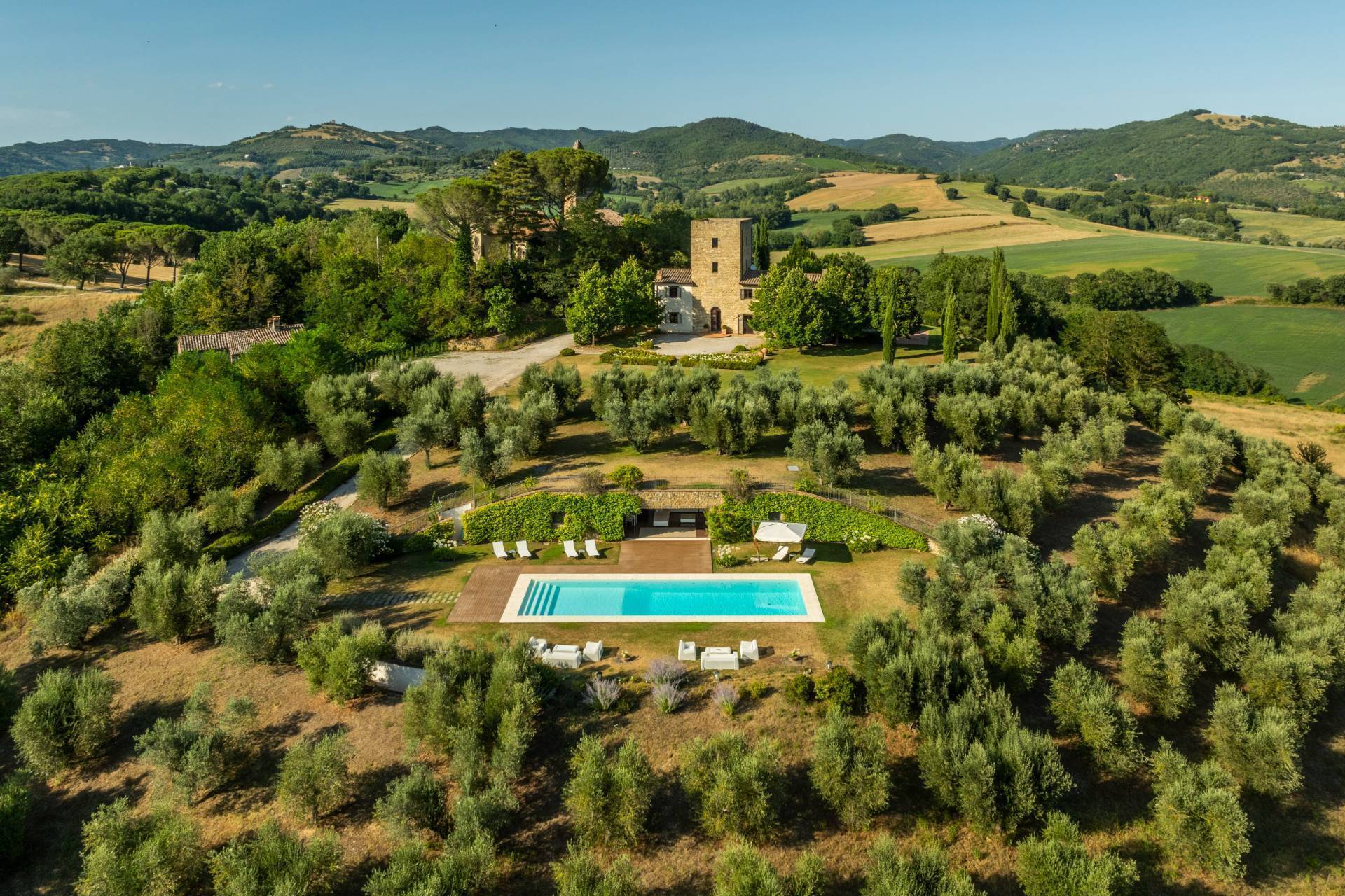 Perugia, Perugia, 06100, IT, 4 Bedrooms Bedrooms, ,5 BathroomsBathrooms,Residential,For Sale,1730390