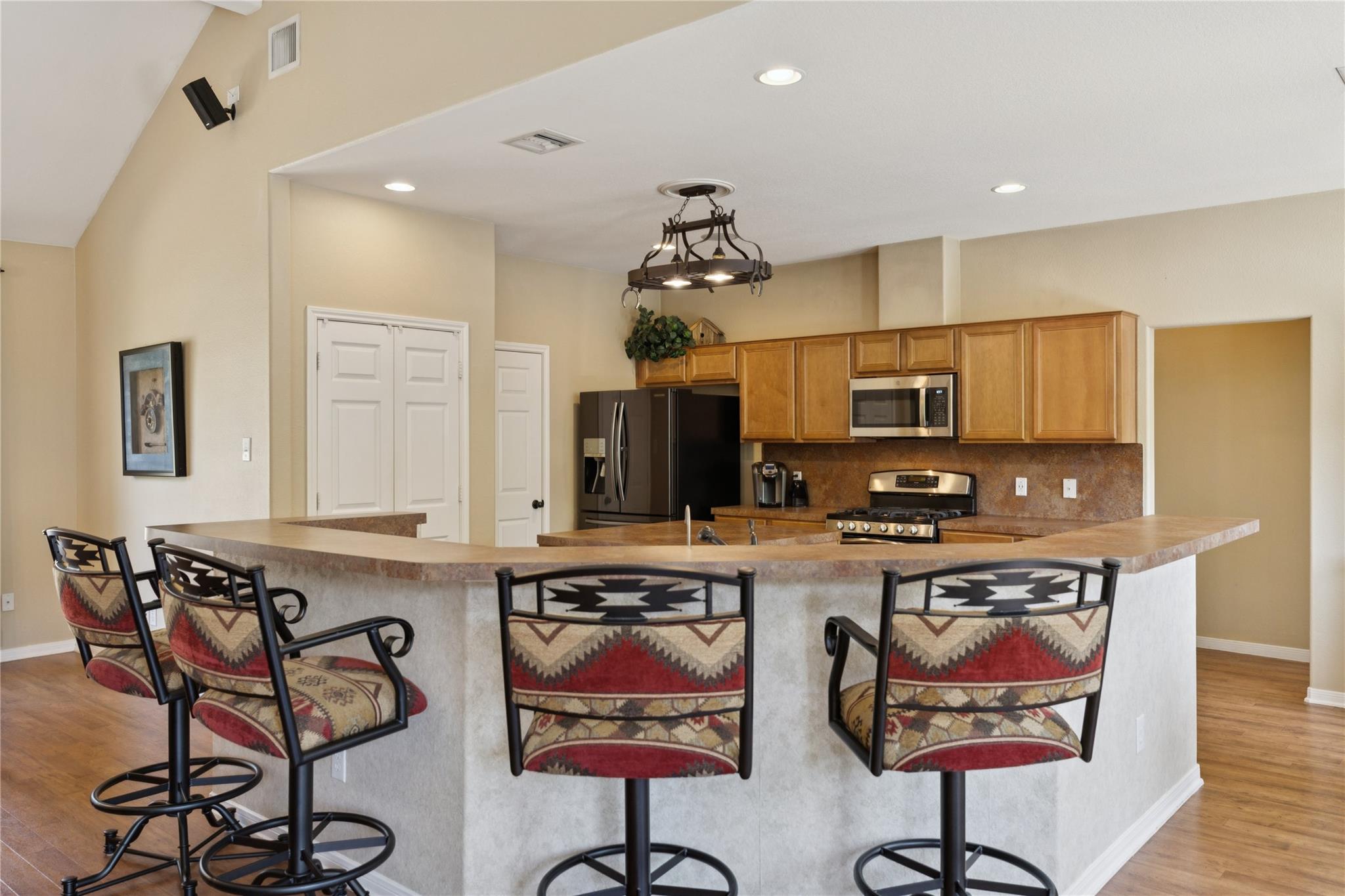 Austin, Texas, 78734, United States, 4 Bedrooms Bedrooms, ,2 BathroomsBathrooms,Residential,For Sale,1982359