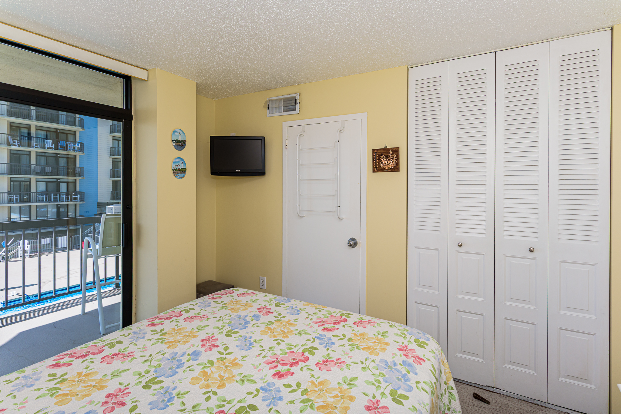 Ocean City, Maryland, 21842, United States, 3 Bedrooms Bedrooms, ,2 BathroomsBathrooms,Residential,For Sale,1929100