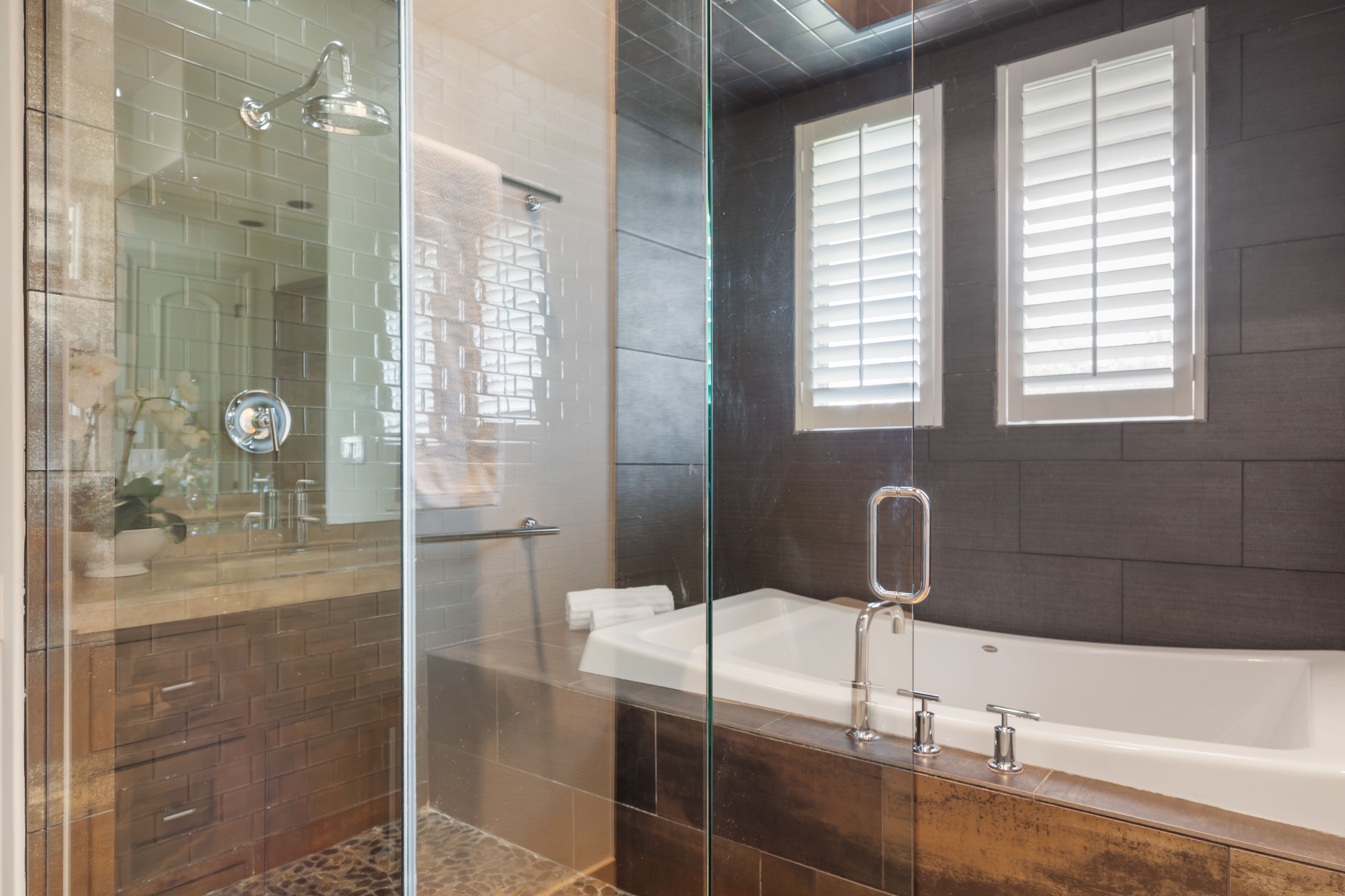  Refined Barton Hills Living  Private Garage  Exceptional 78704 Location - 物件實景