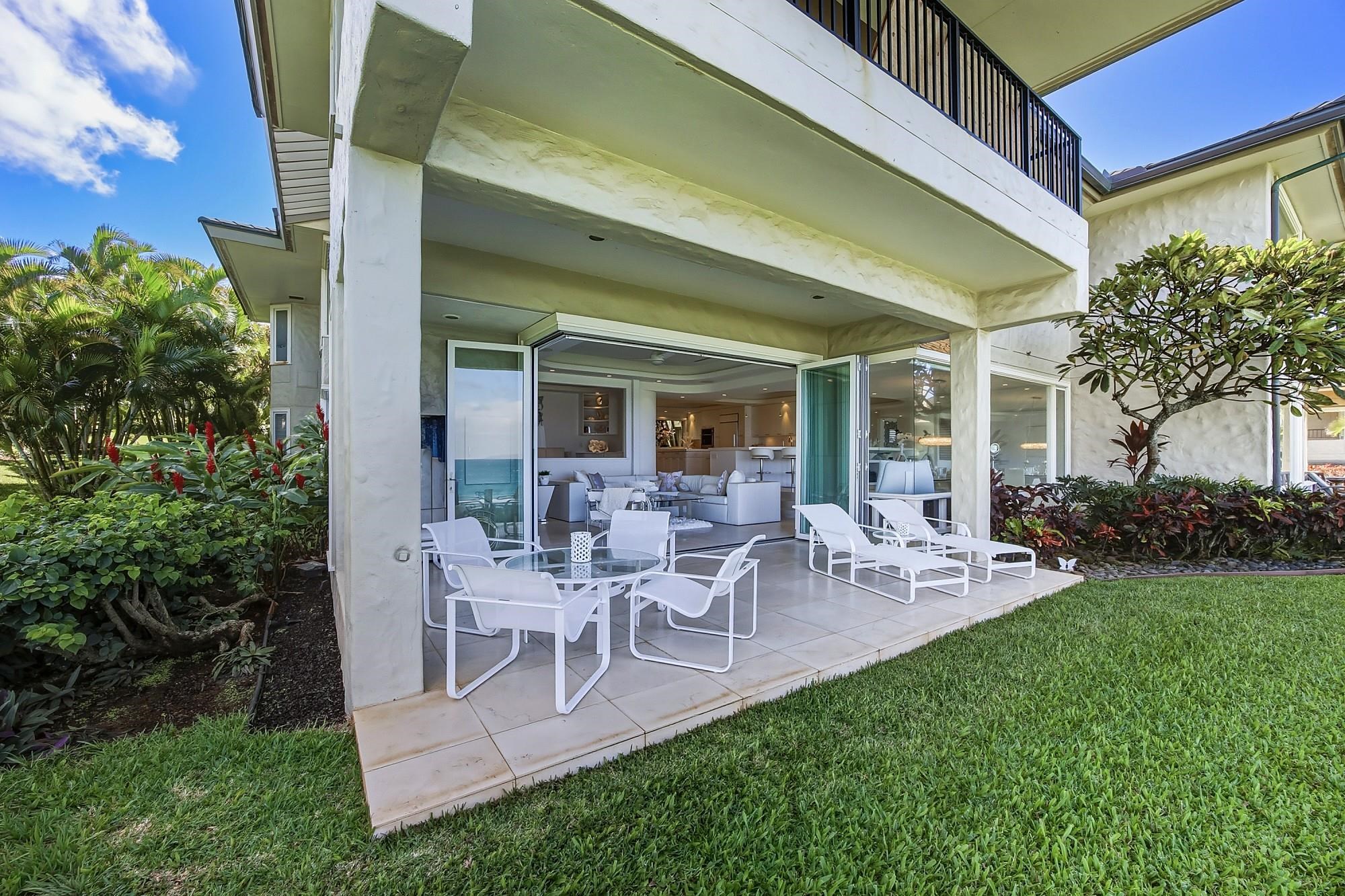 Lahaina, Hawaii, 96761, United States, 2 Bedrooms Bedrooms, ,3 BathroomsBathrooms,Residential,For Sale,1998478