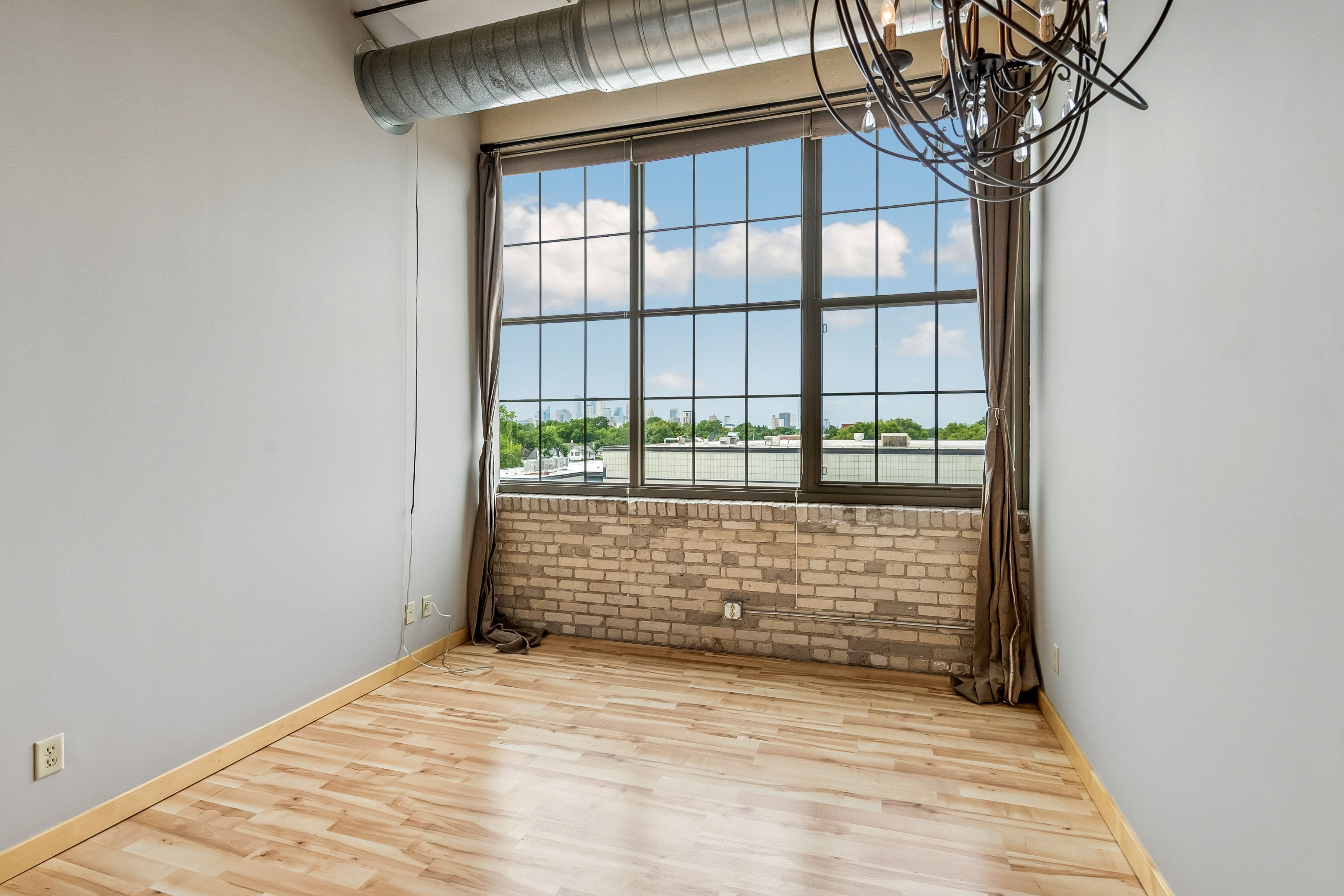  Artful Loft with Stunning Skyline Views - 物件實景