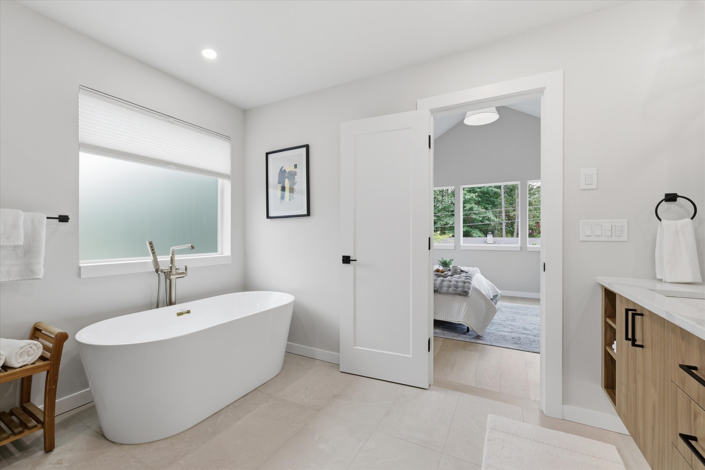  12426 NE 90th St, Kirkland, WA 98033 - 物件實景