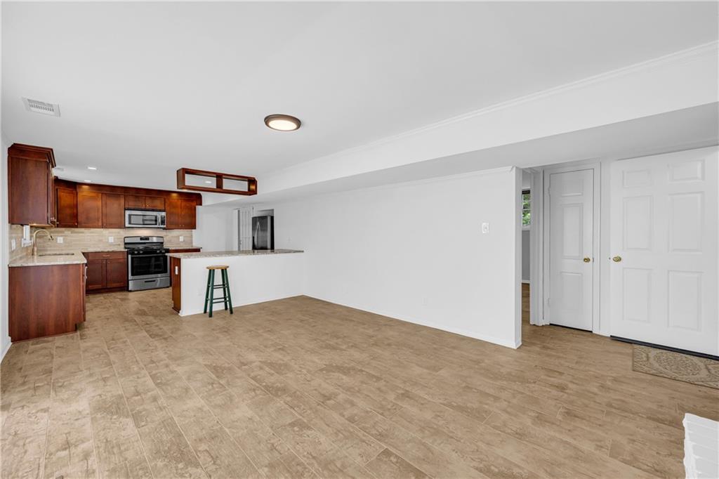 Dunwoody, Georgia, 30338, United States, 4 Bedrooms Bedrooms, ,3 BathroomsBathrooms,Residential,For Sale,1931149