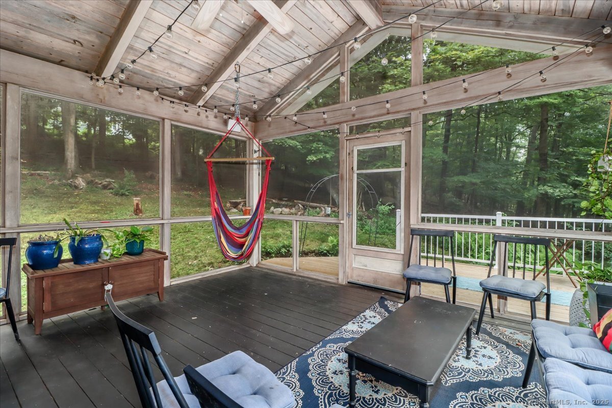 Oxford, Connecticut, 06478, United States, 3 Bedrooms Bedrooms, ,3 BathroomsBathrooms,Residential,For Sale,1916660