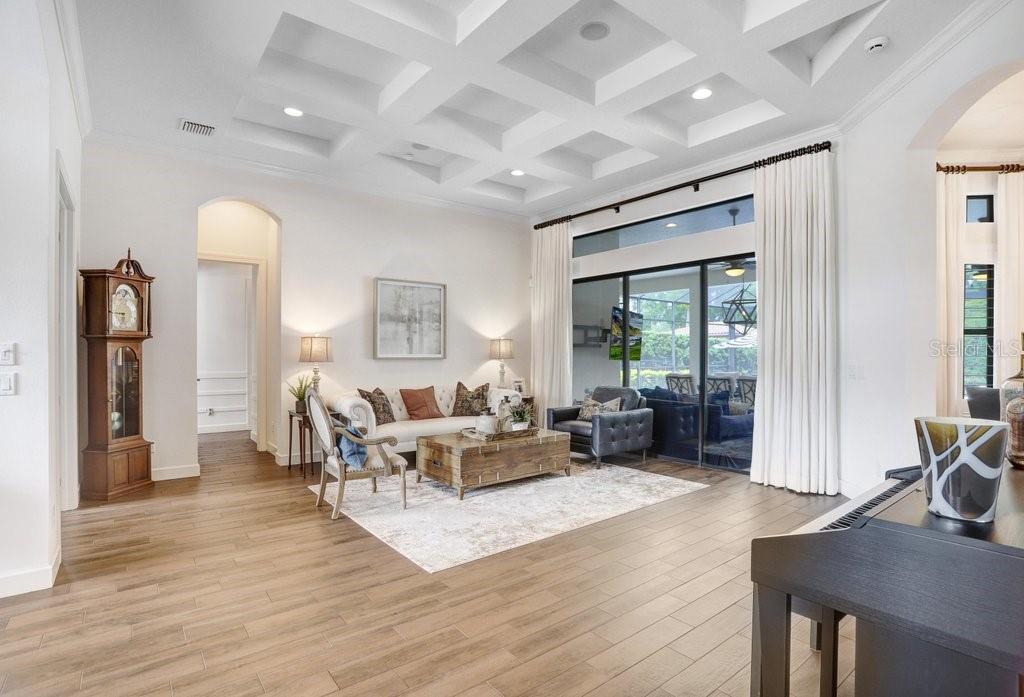Tampa, Florida, 33626, United States, 4 Bedrooms Bedrooms, ,4 BathroomsBathrooms,Residential,For Sale,1827549