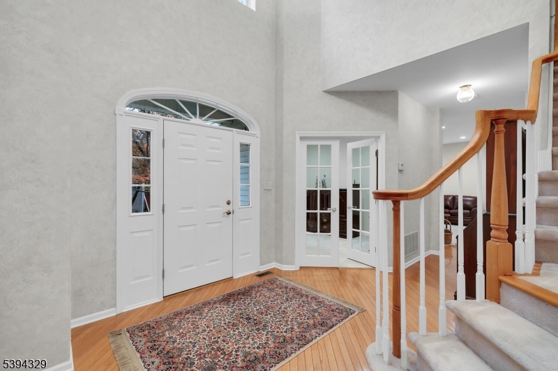 Bernards Twp., New Jersey, 07920, United States, 5 Bedrooms Bedrooms, ,3 BathroomsBathrooms,Residential,For Sale,1992949