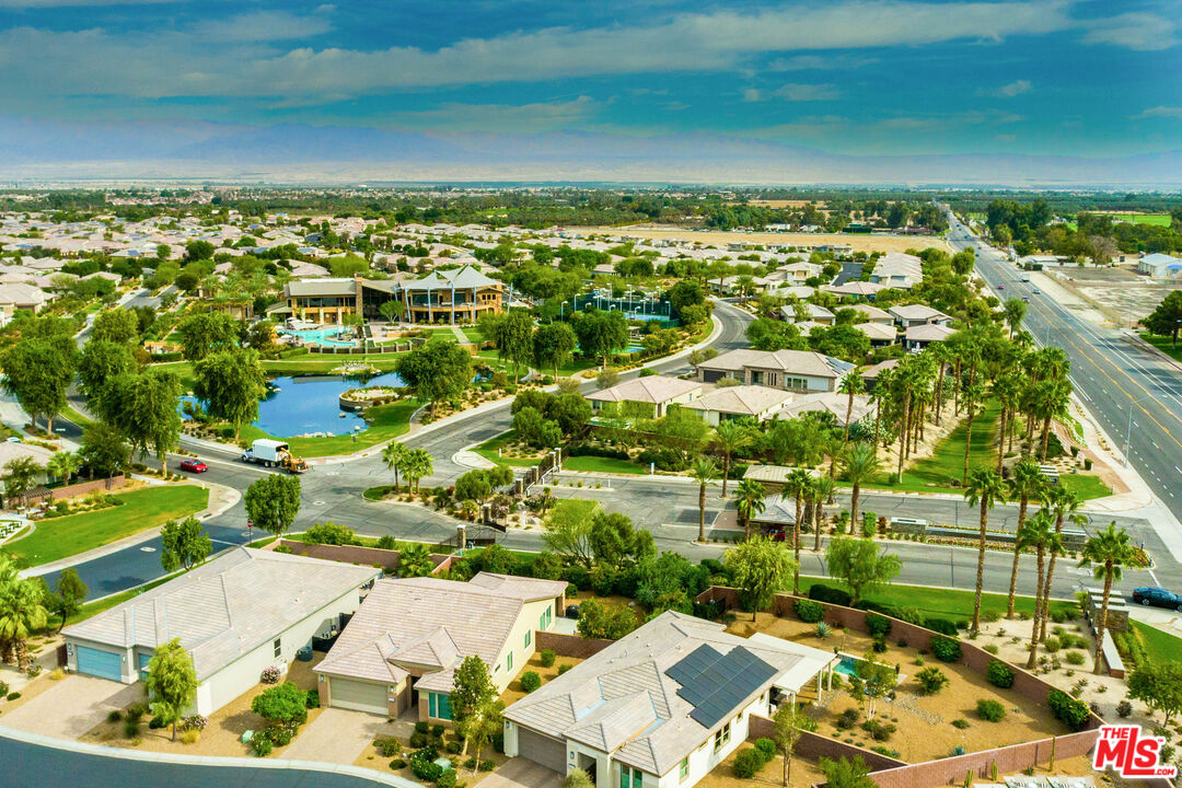 Indio, California, 92201, United States, 2 Bedrooms Bedrooms, ,2 BathroomsBathrooms,Residential,For Sale,2001996