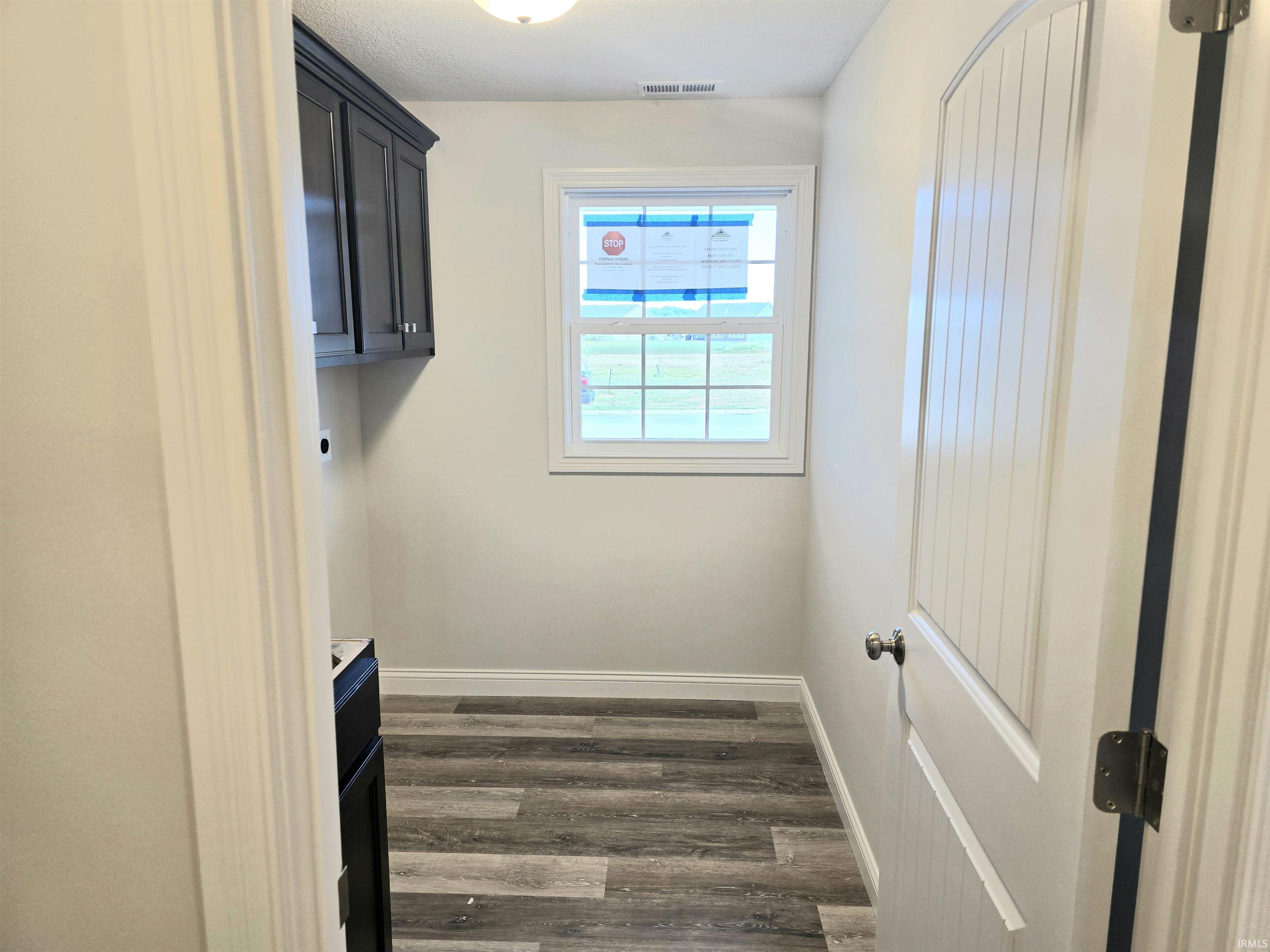 Fort Wayne, Indiana, 46818, United States, 4 Bedrooms Bedrooms, ,3 BathroomsBathrooms,Residential,For Sale,1978594