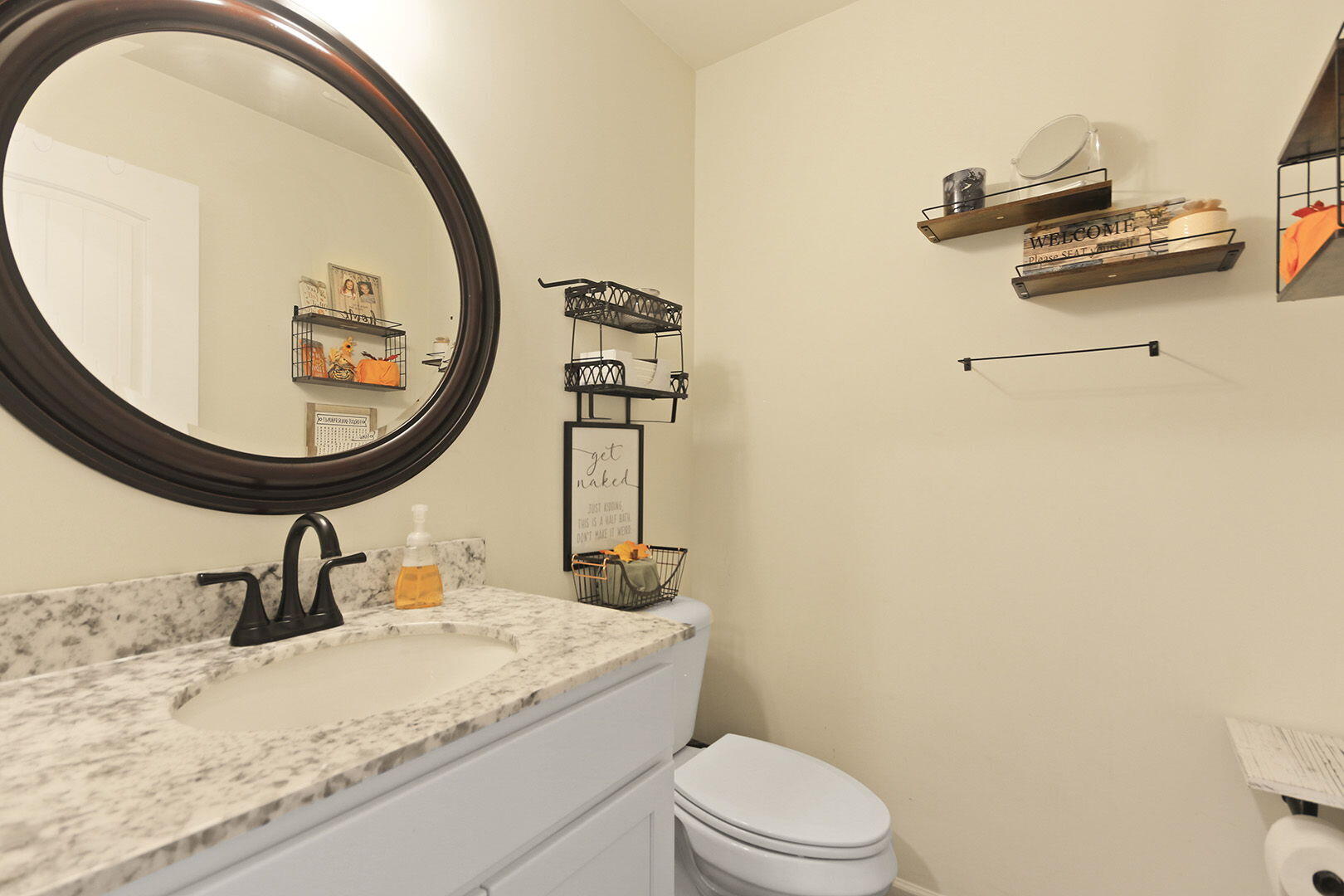 ASHLAND, Missouri, 65010, United States, 4 Bedrooms Bedrooms, ,3 BathroomsBathrooms,Residential,For Sale,1981891