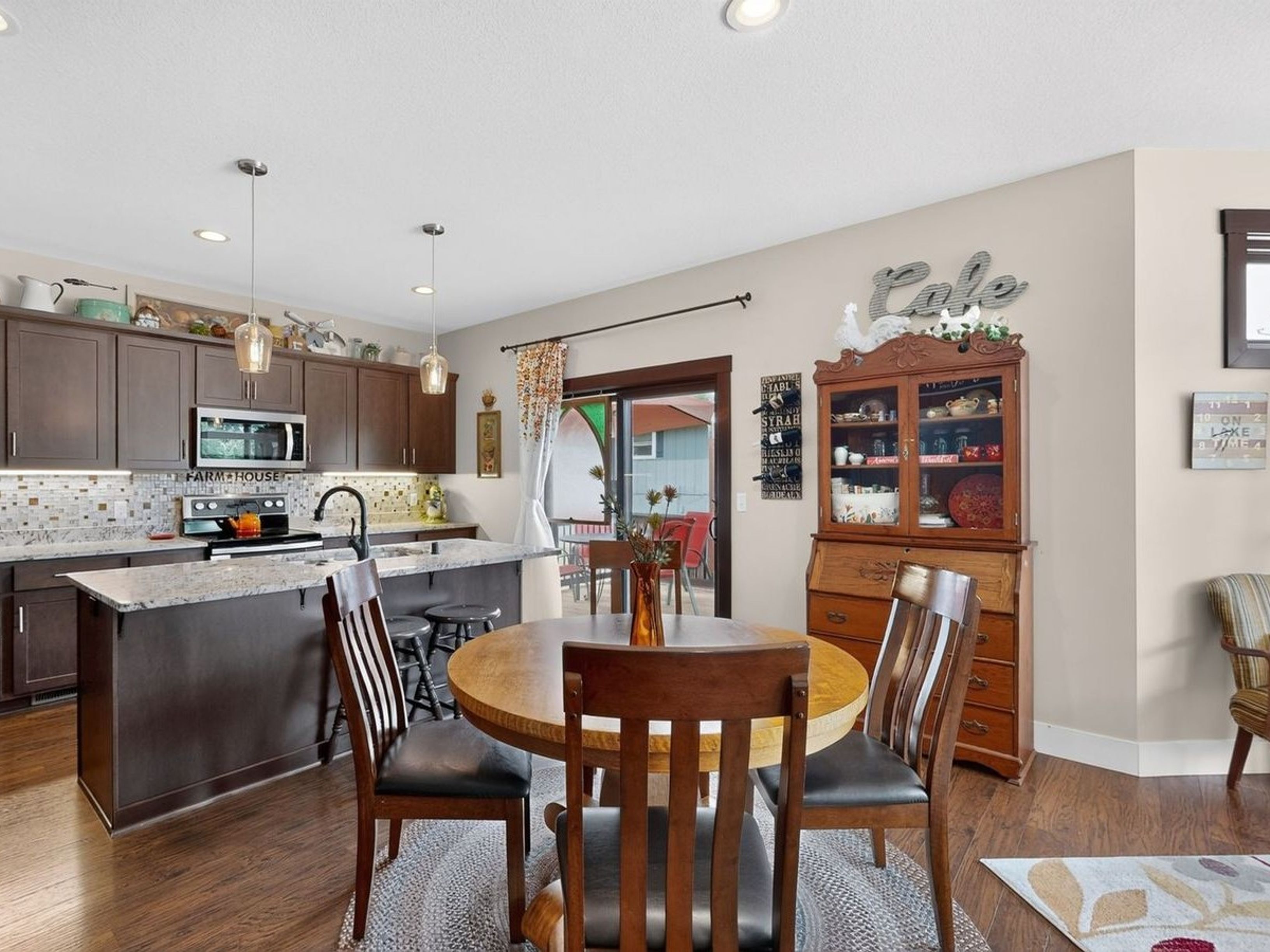  Modern Lake Pepin Retreat with Proven Income Potential - 物件實景