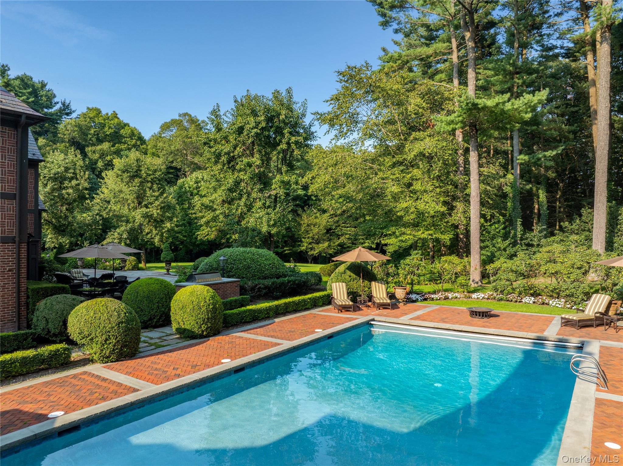  39 Chestnut Hill Drive, Upper Brookville, NY, 11771 - 物件實景