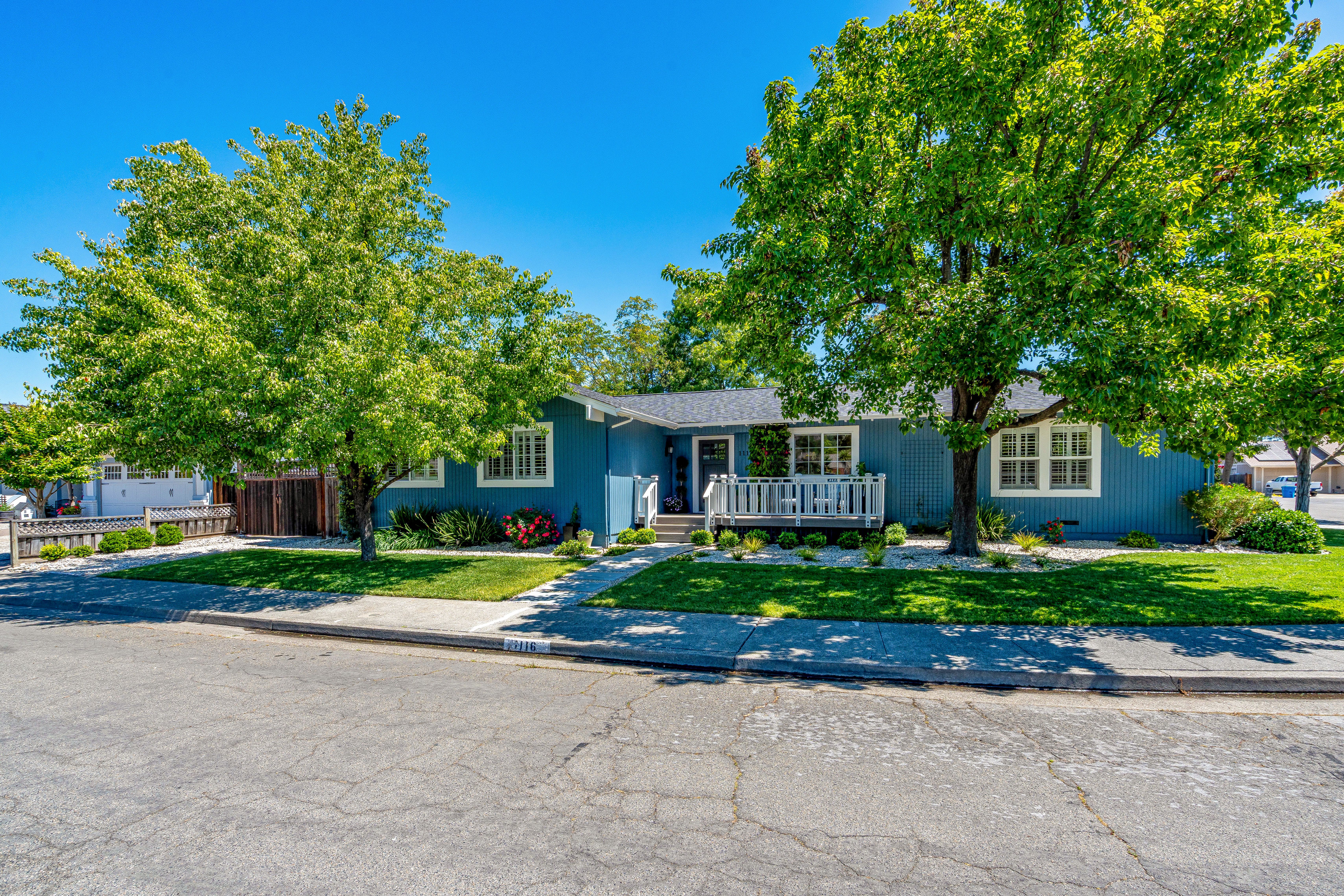  1116 Lanewood Way, Santa Rosa, CA 95404 - 物件實景