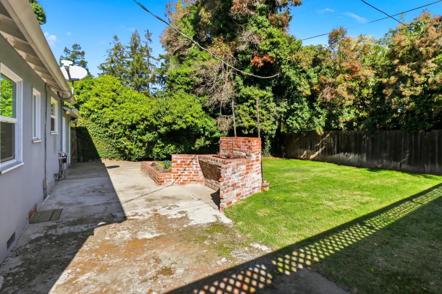 San Jose, California, 95125, United States, 2 Bedrooms Bedrooms, ,1 BathroomBathrooms,Residential,For Sale,1991975