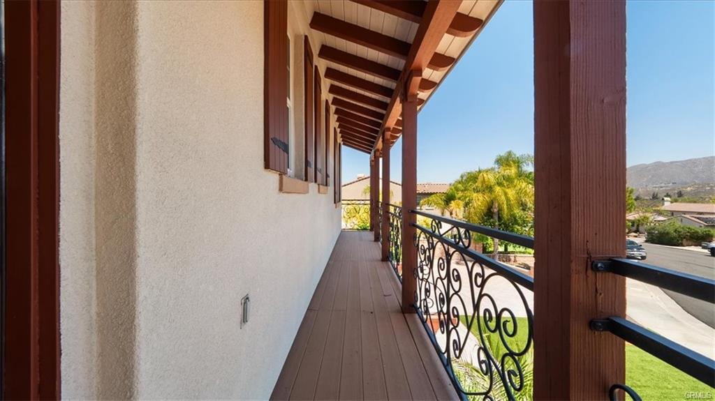 Lake Riverside, California, 92506, United States, 5 Bedrooms Bedrooms, ,3 BathroomsBathrooms,Residential,For Sale,1810640