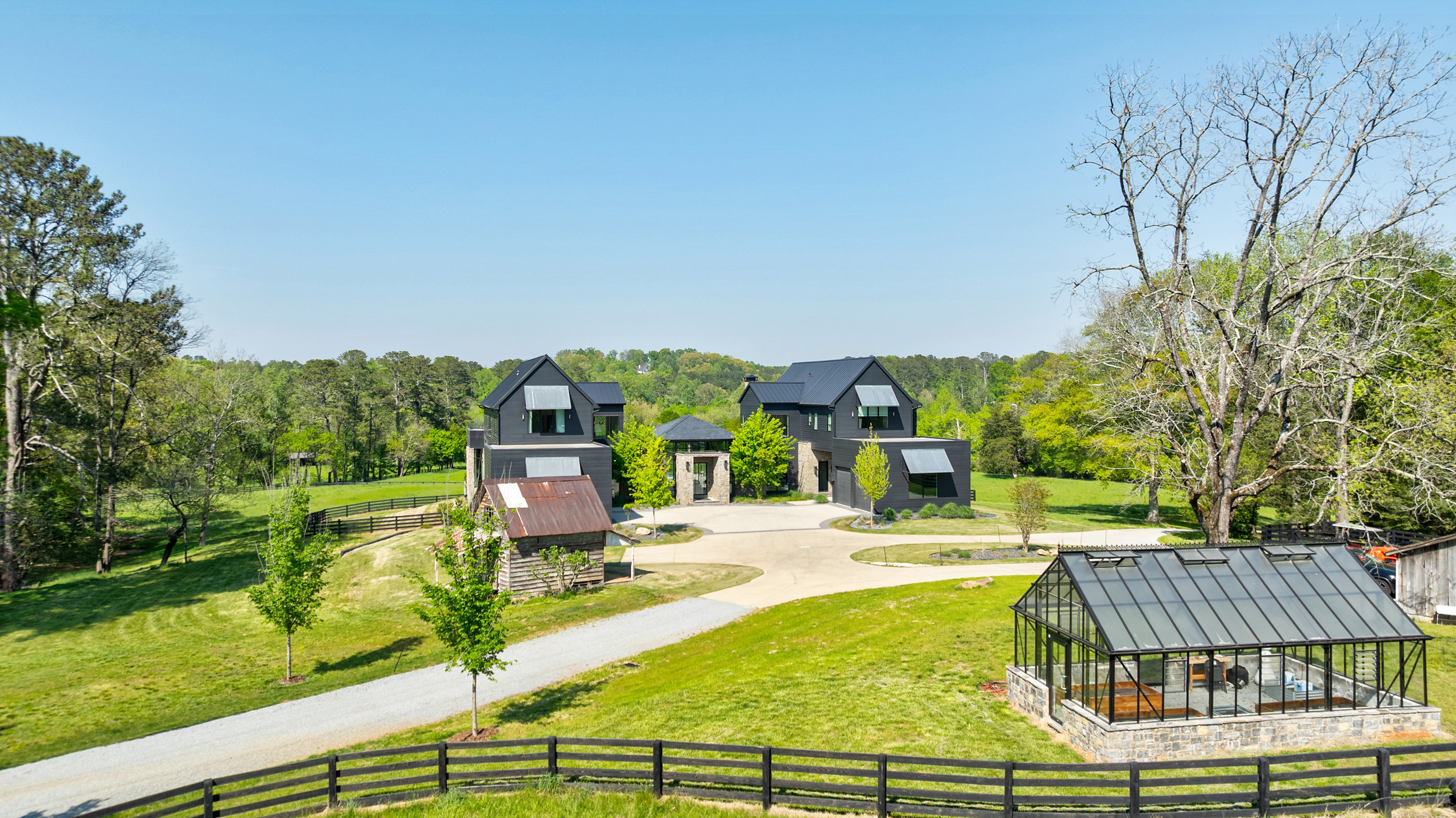  Stunning Milton Estate with Barn and Greenhouse on 50+/- Private Acres - 物件實景
