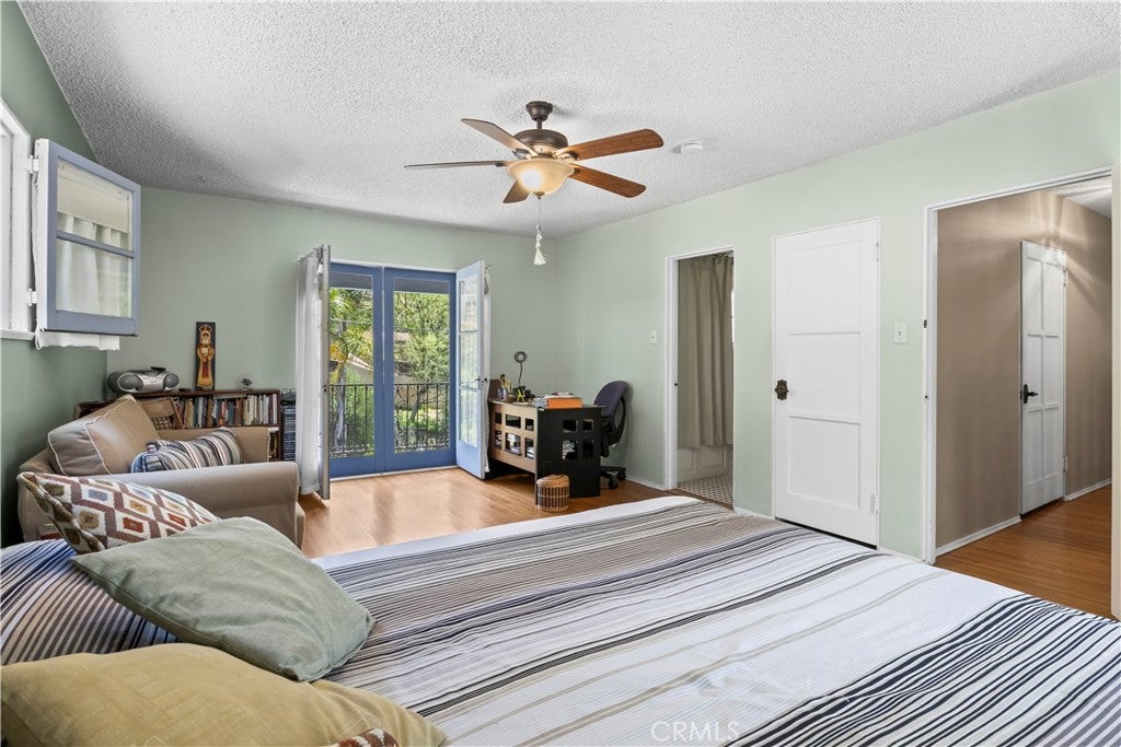 Glendale, California, 91206, United States, 2 Bedrooms Bedrooms, ,2 BathroomsBathrooms,Residential,For Sale,1914154