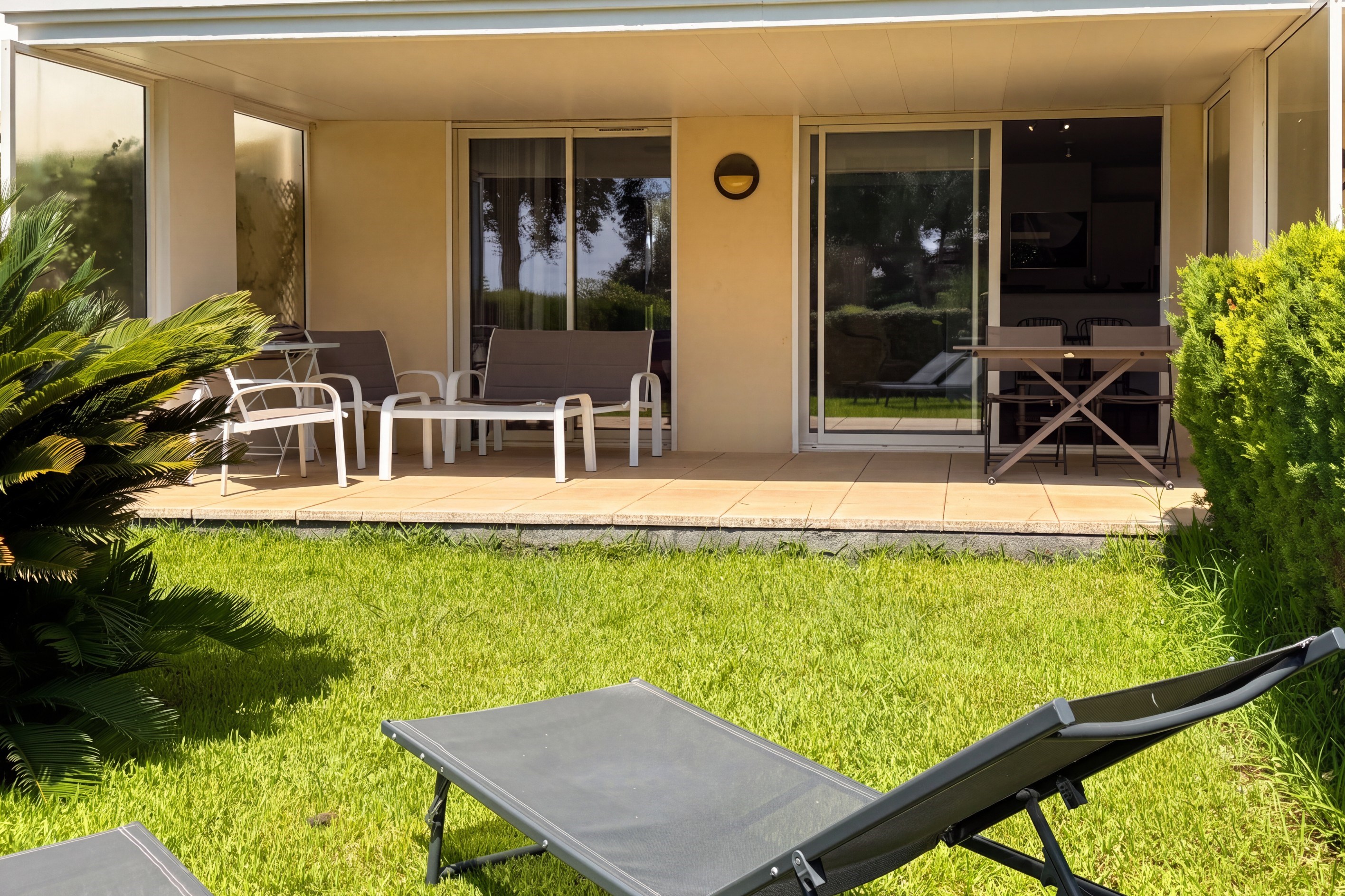  Cannes La Californie, one bedroom apartment with south facing terrace and garden - 物件實景