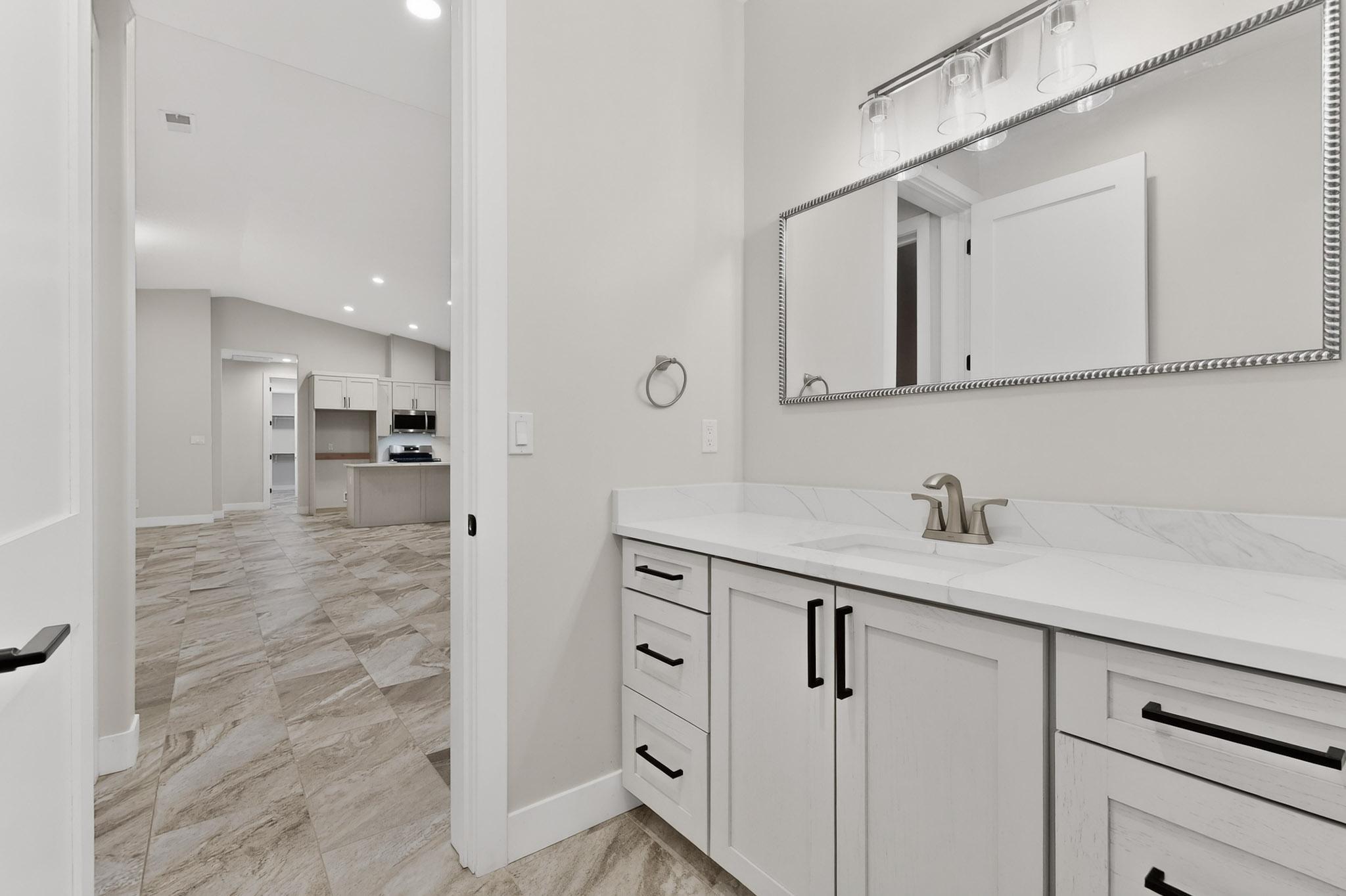 Edgewood, New Mexico, 87105, United States, 3 Bedrooms Bedrooms, ,3 BathroomsBathrooms,Residential,For Sale,2002461