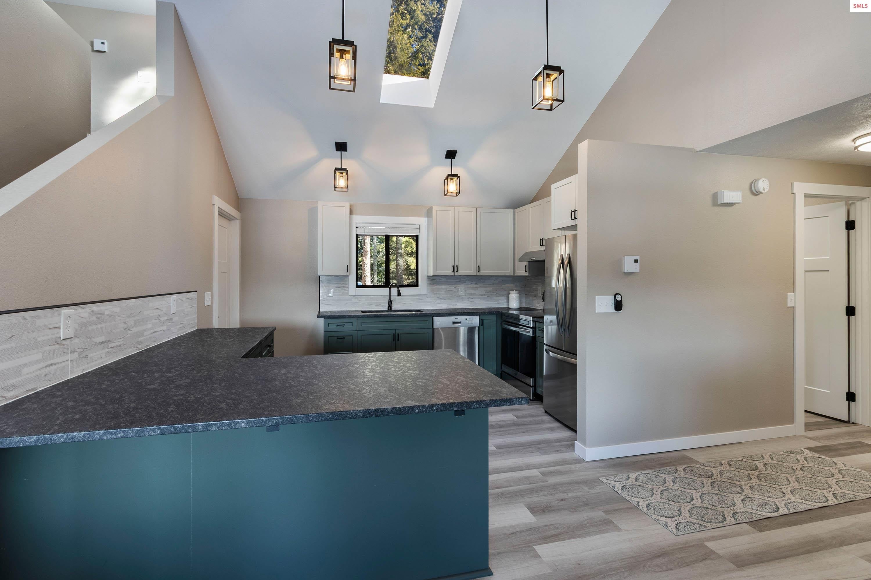 Sagle, Idaho, 83860, United States, 4 Bedrooms Bedrooms, ,2 BathroomsBathrooms,Residential,For Sale,2022483