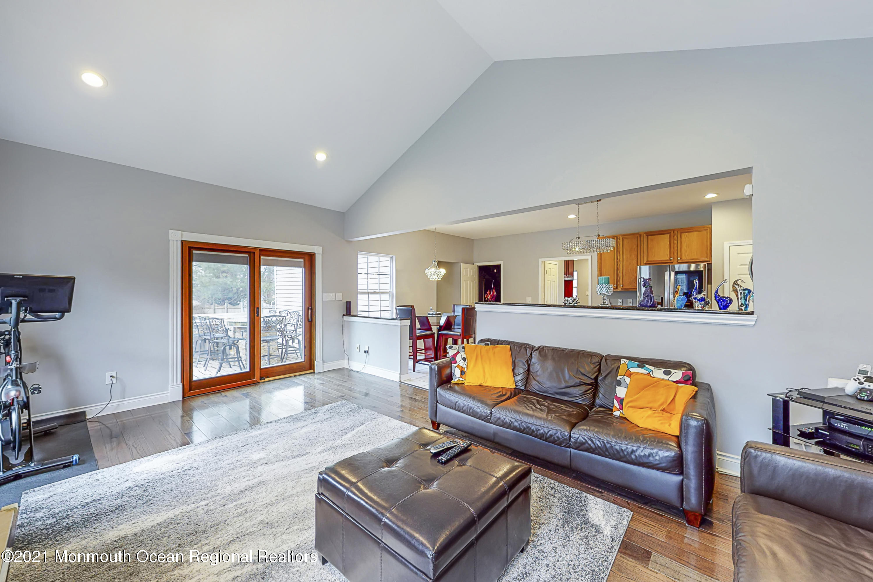 Jackson, New Jersey, 08527, United States, 4 Bedrooms Bedrooms, ,3 BathroomsBathrooms,Residential,For Sale,1944716