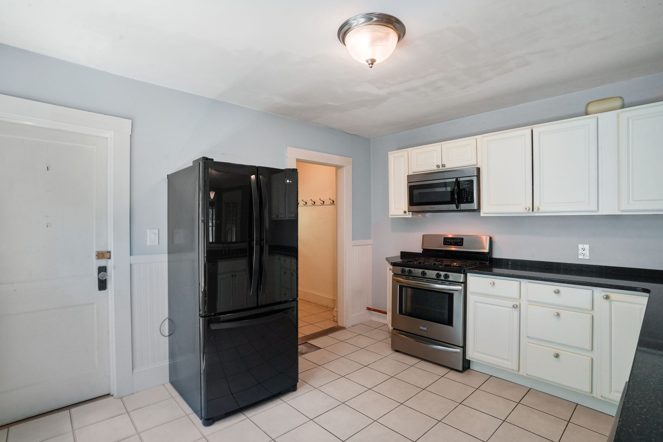  379-381 Newtonville Ave, Newton, MA, 02460 - 物件實景