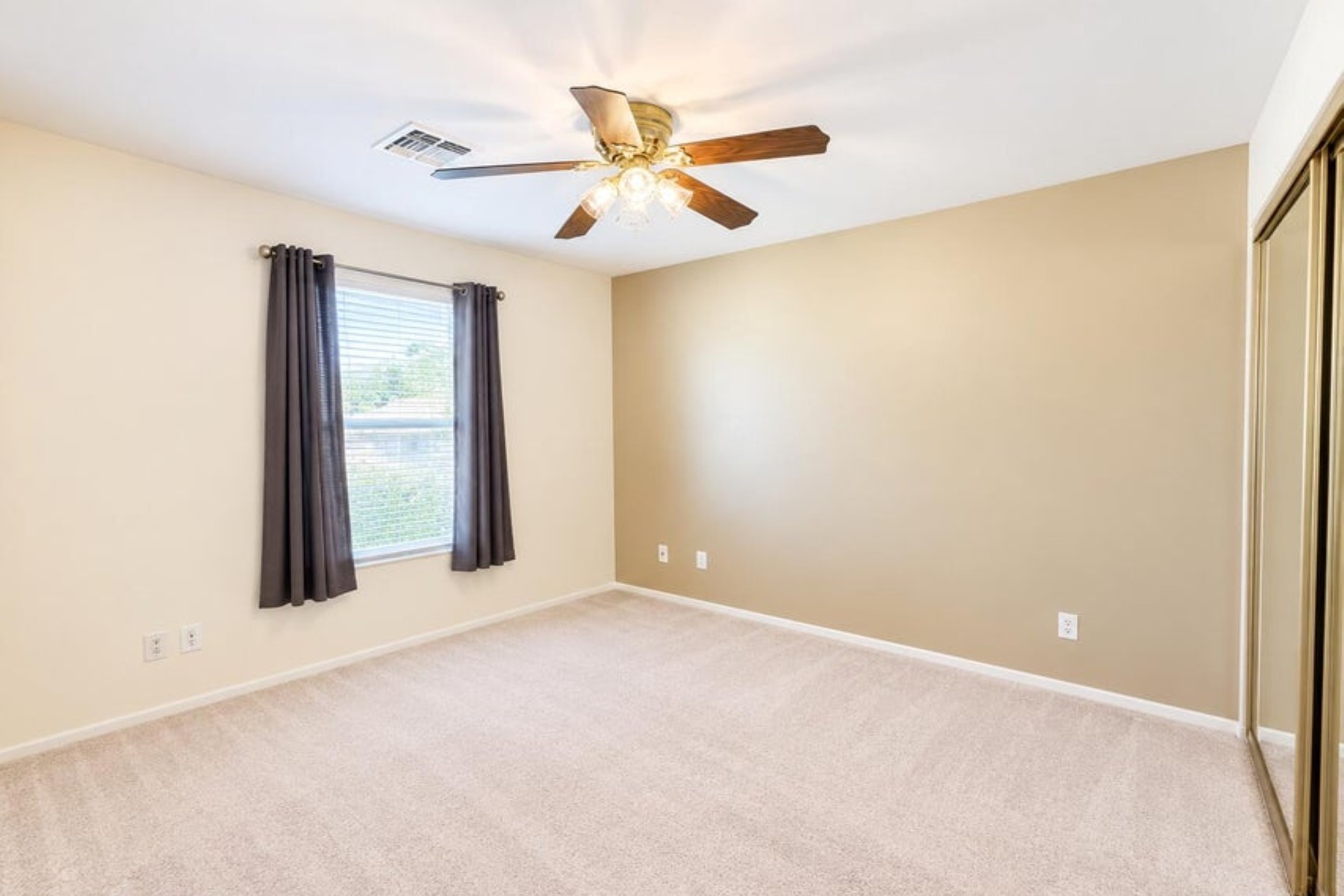  4196 E Stone River Drive¦Tucson, AZ - 物件實景
