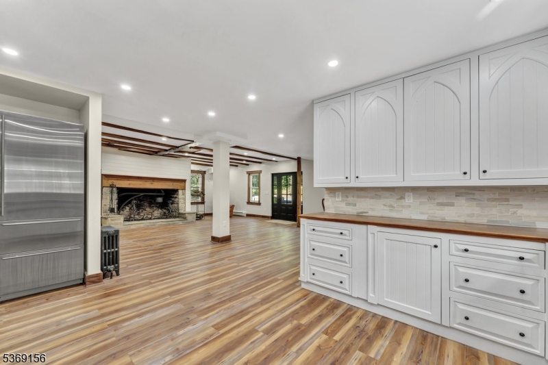 Blairstown Twp., New Jersey, 07825, United States, 4 Bedrooms Bedrooms, ,4 BathroomsBathrooms,Residential,For Sale,1901840