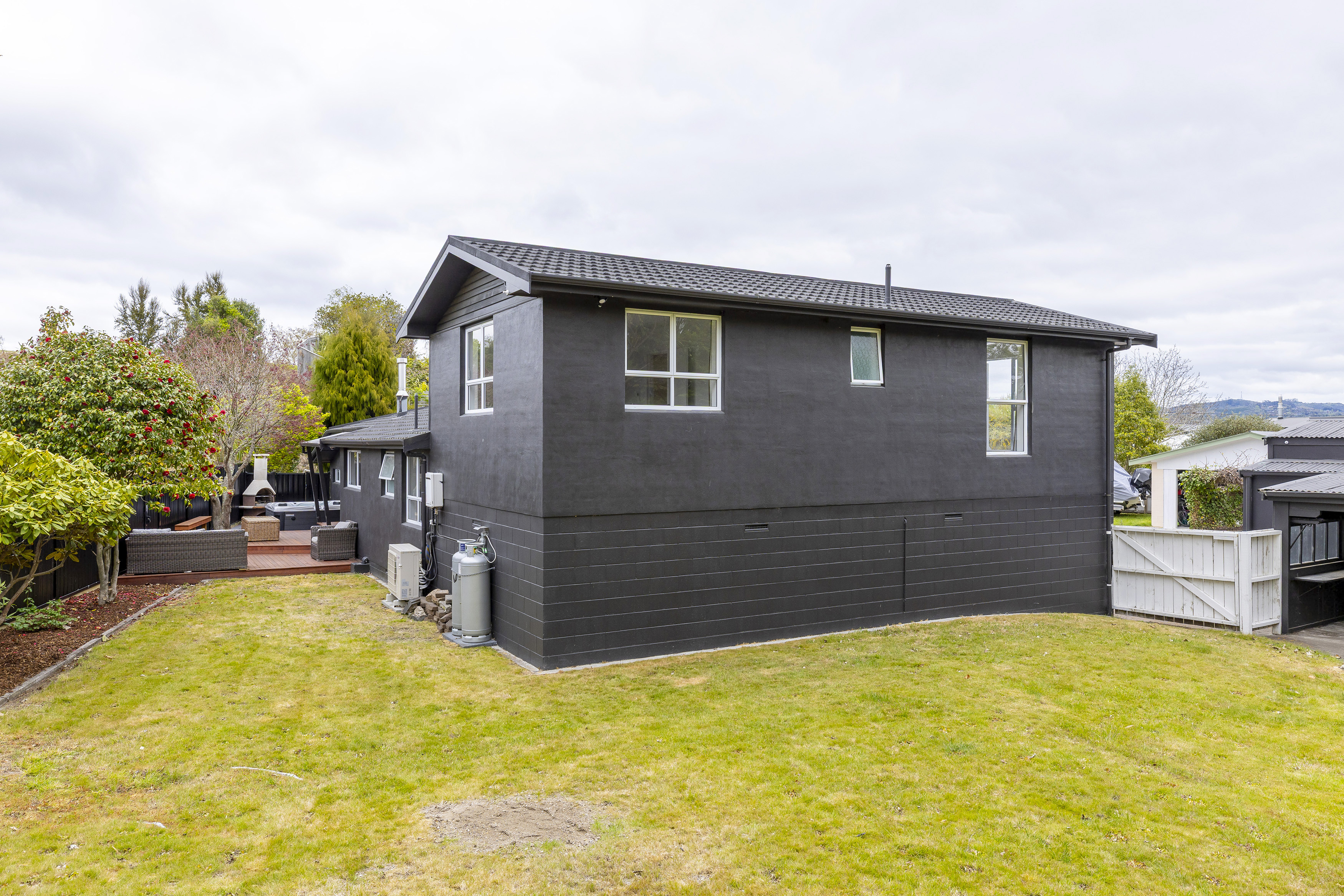  Classic Kiwi Bach in Coveted Kowhai Road - 物件實景