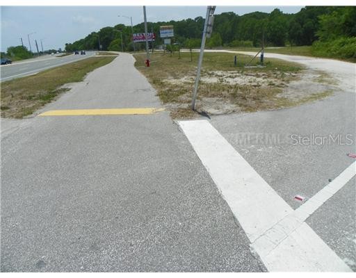 1515 US HIGHWAY 441, TAVARES, Florida, 32778, United States, ,Residential,For Sale,1515 US HIGHWAY 441,1008676