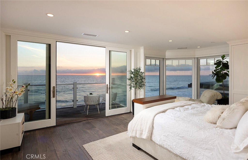Dana Point, California, 92624, United States, 4 Bedrooms Bedrooms, ,5 BathroomsBathrooms,Residential,For Sale,1739161