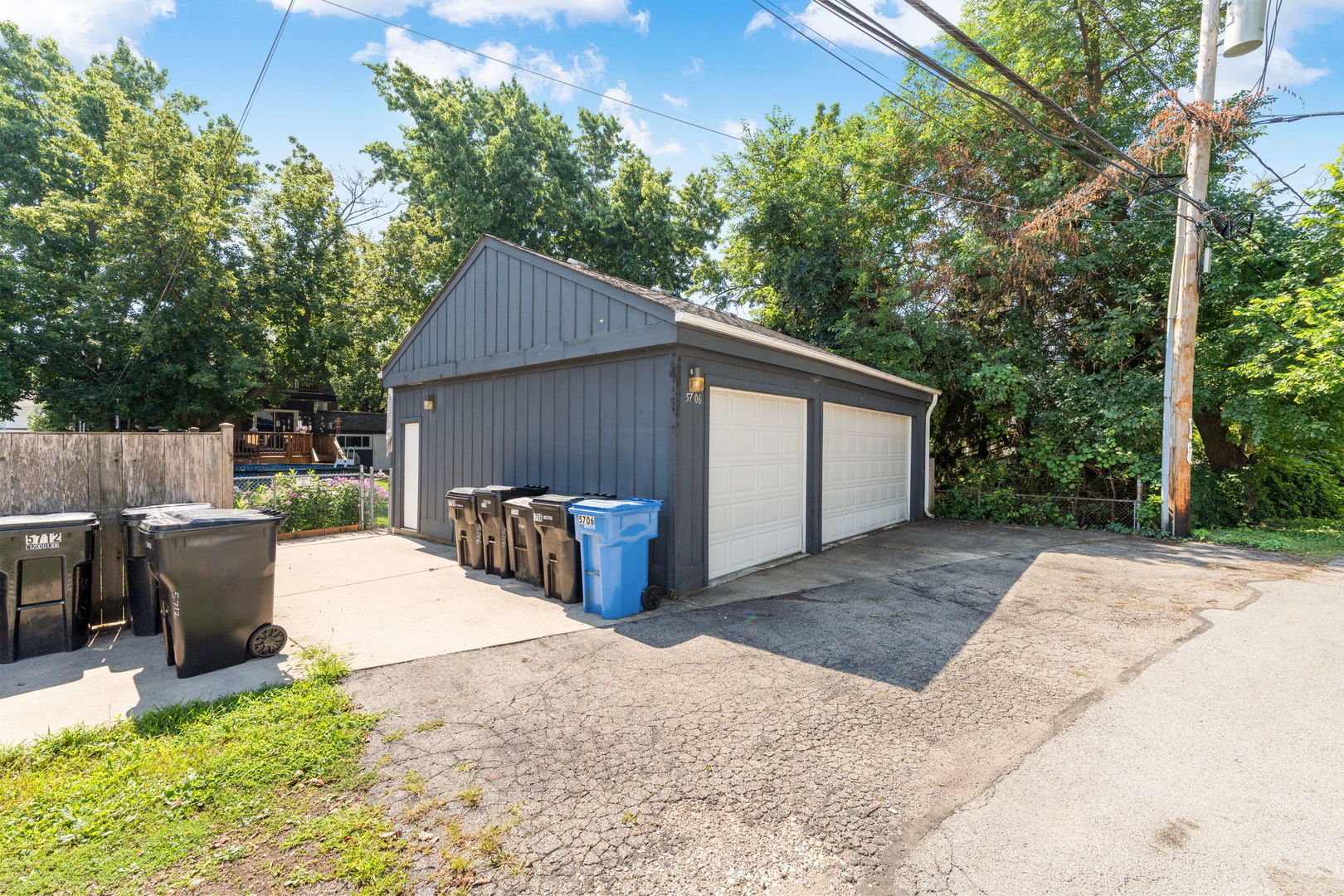 Chicago, Illinois, 60631, United States, 4 Bedrooms Bedrooms, ,4 BathroomsBathrooms,Residential,For Sale,1987082