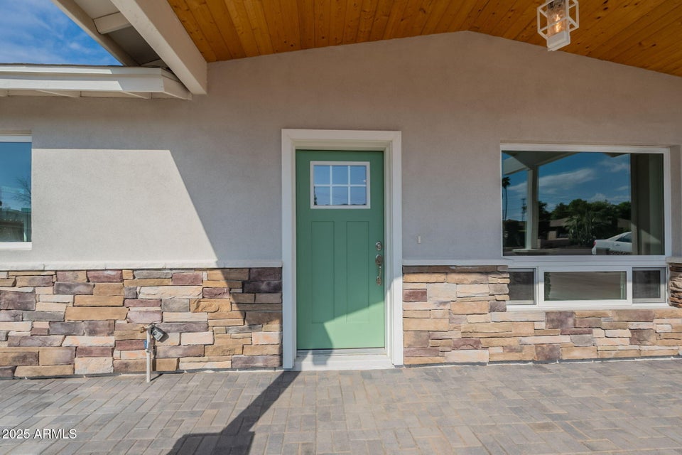 Phoenix, Arizona, 85008, United States, 4 Bedrooms Bedrooms, ,2 BathroomsBathrooms,Residential,For Sale,1974432