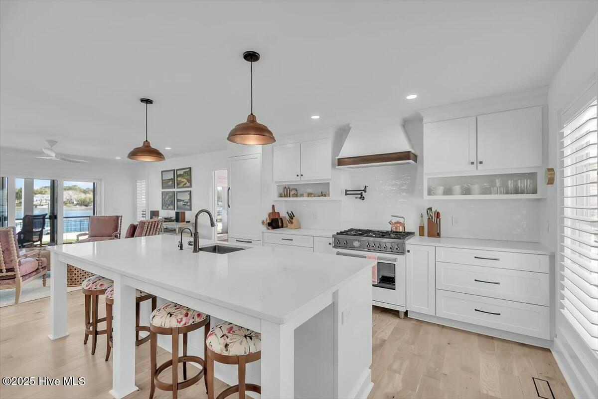 Wilmington, North Carolina, 28411, United States, 5 Bedrooms Bedrooms, ,4 BathroomsBathrooms,Residential,For Sale,1746319