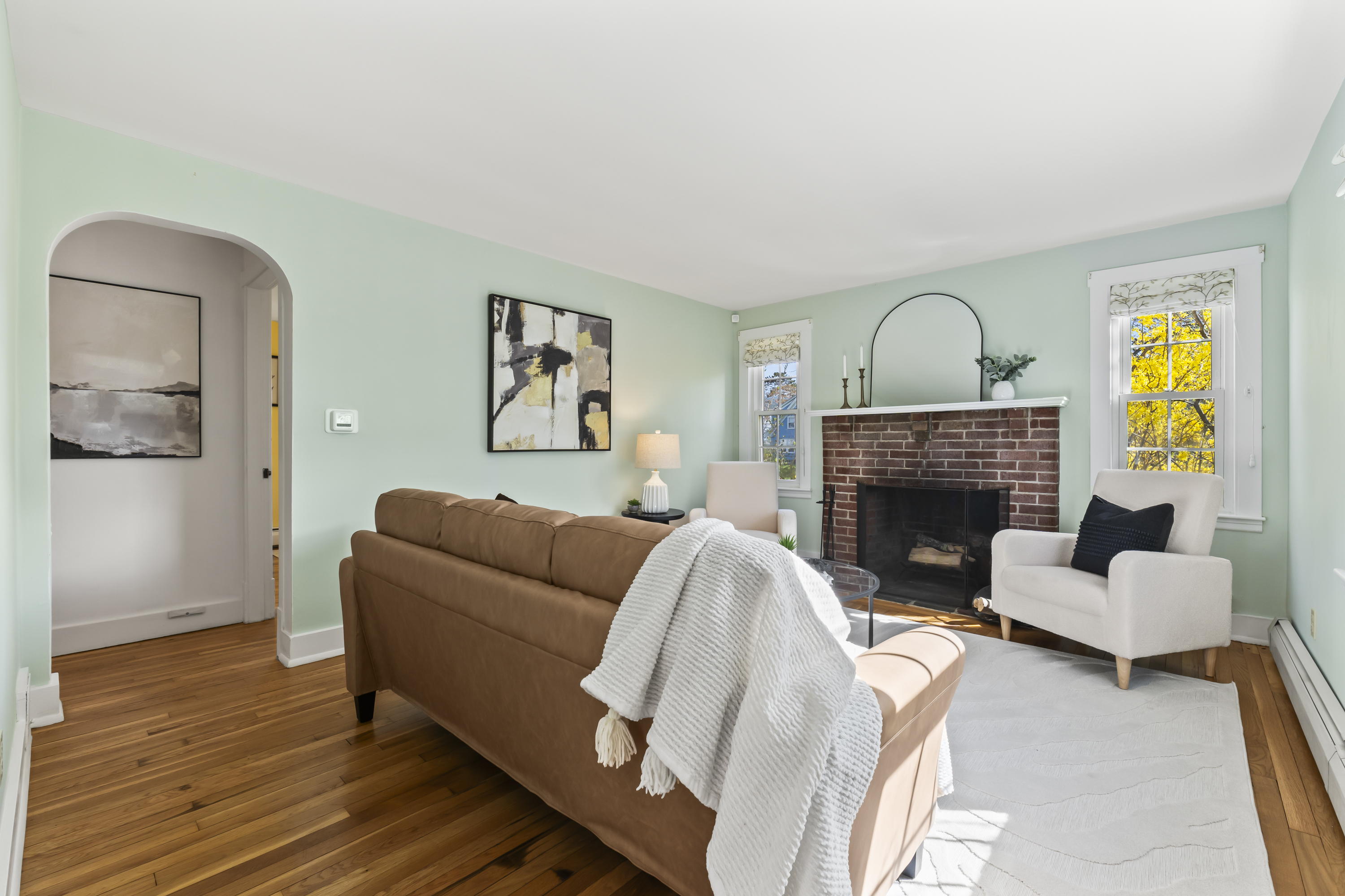 Falmouth, Maine, 04105, United States, 3 Bedrooms Bedrooms, ,2 BathroomsBathrooms,Residential,For Sale,1794593